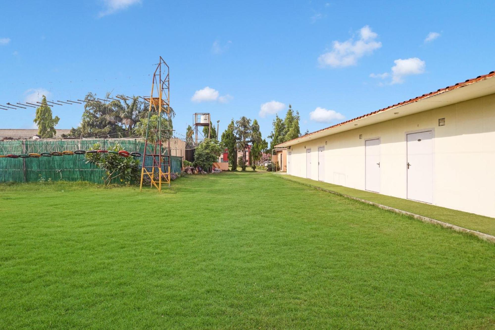 Palette - Jps Residency Resort 3*