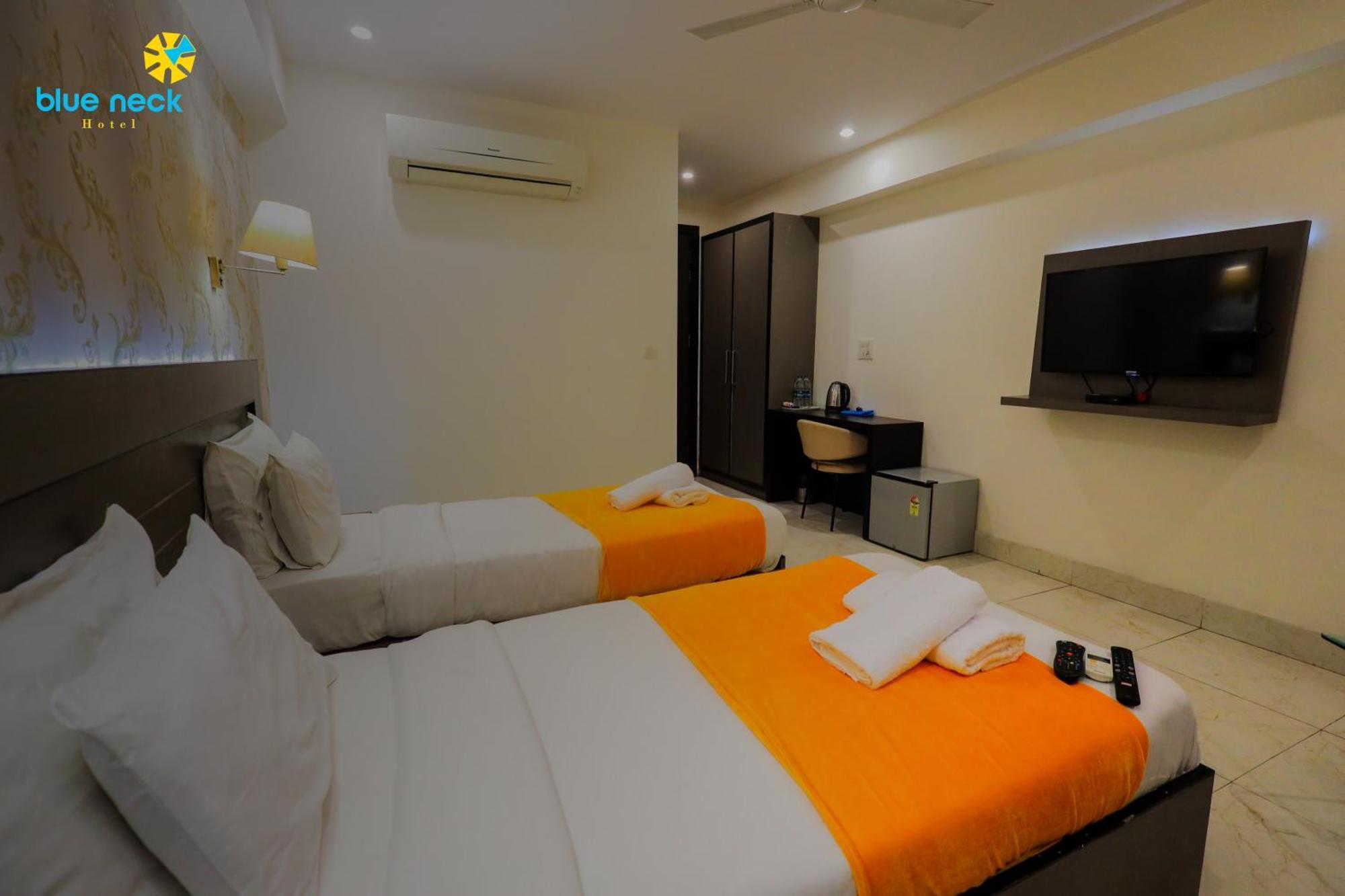 Blueneck Sec 40 Unitech Cyber Park Gurugram Hotel Gurgaon