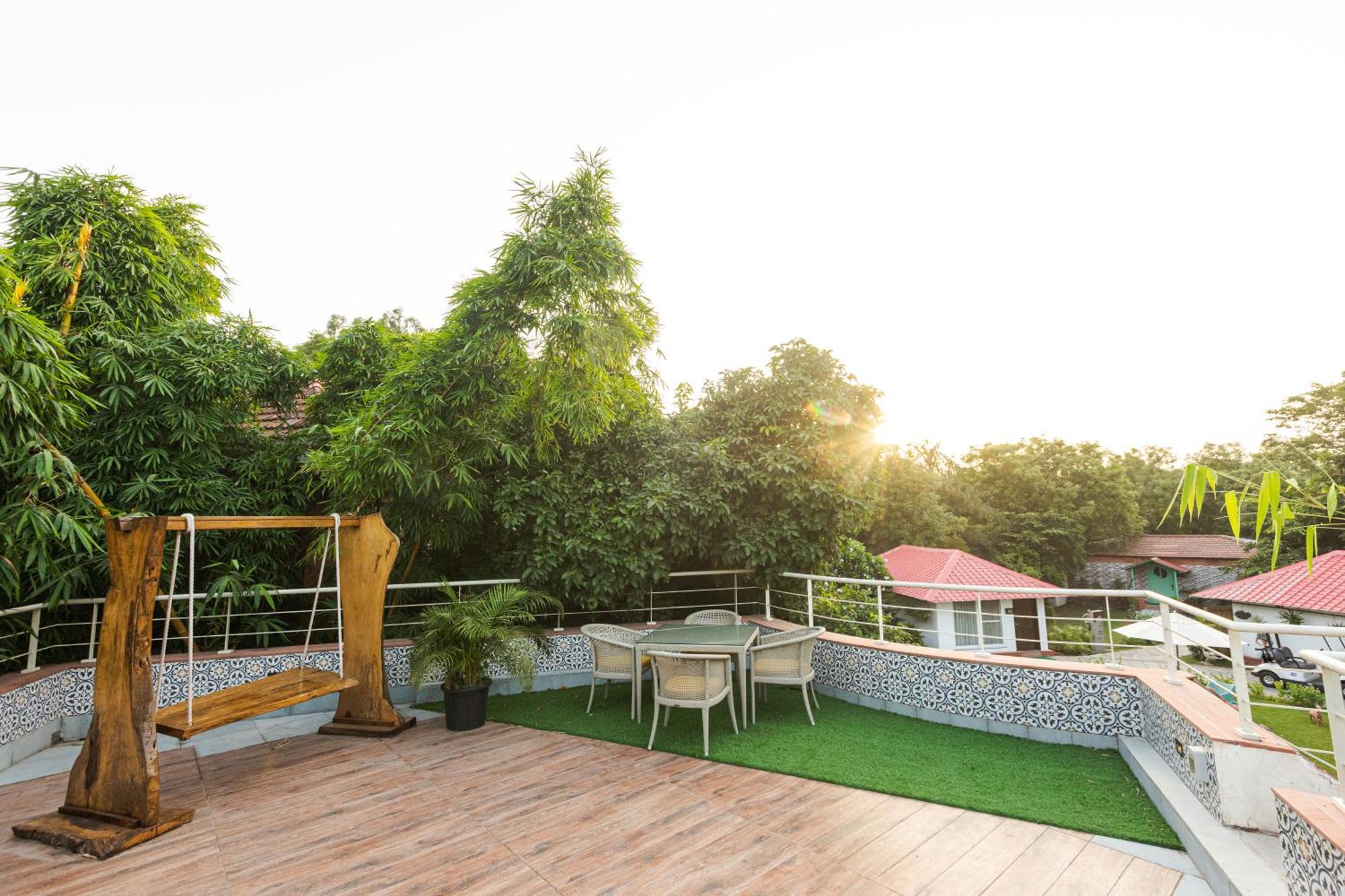 Resort Karma Lakelands, Gurugram
