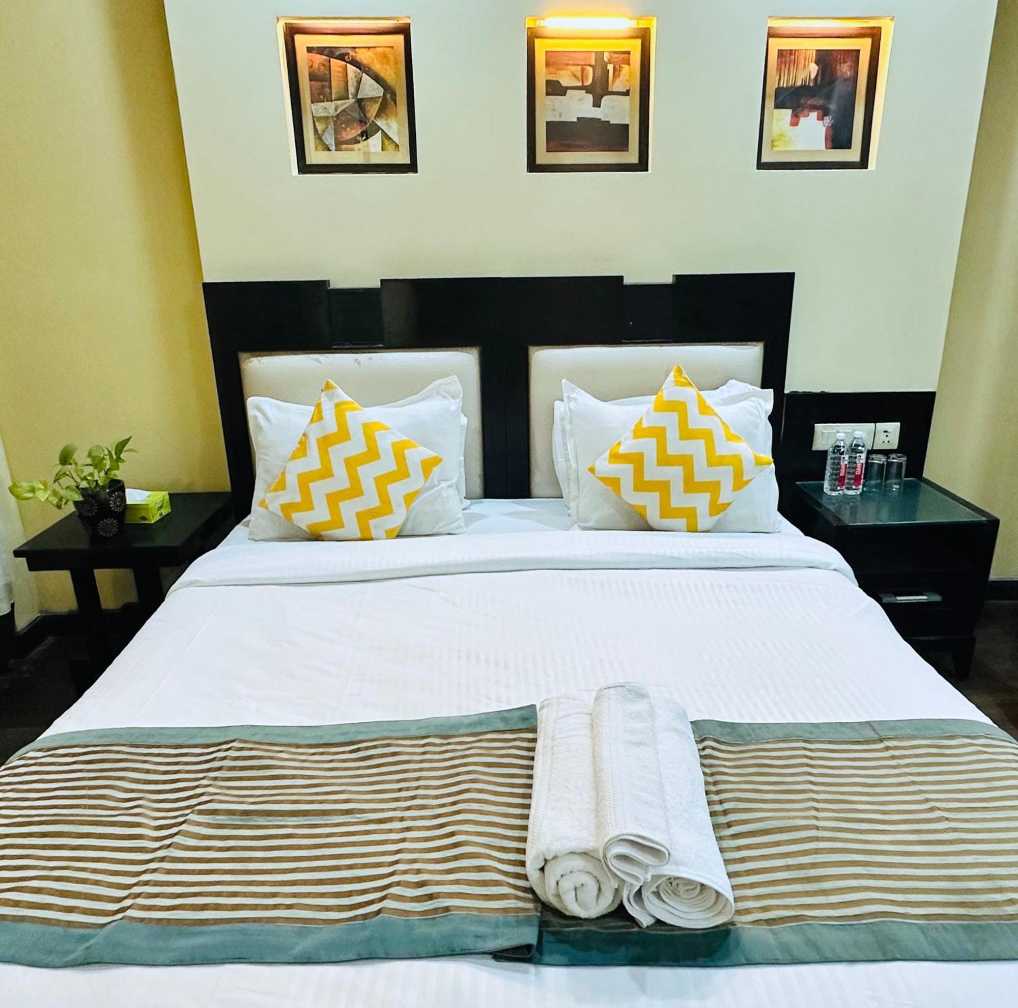 Posh - Golf Course Road Gurgaon