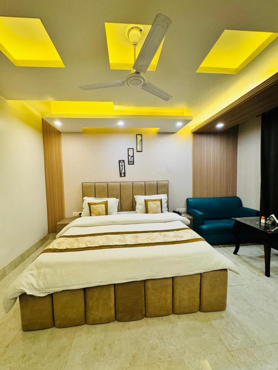 Dayal Regency, Shushant Lok Sector 29, Near Fortis Hospital Hotel 3*