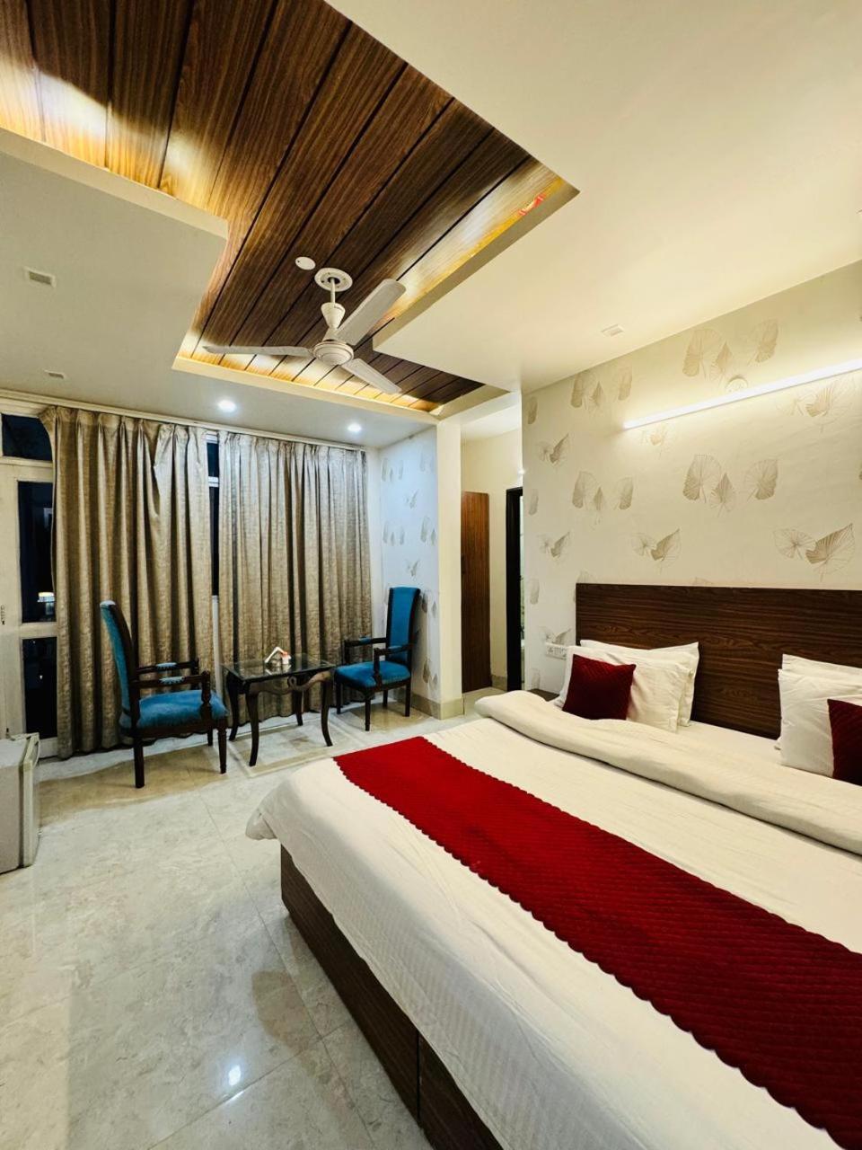 Dayal Regency, Shushant Lok Sector 29, Near Fortis Hospital