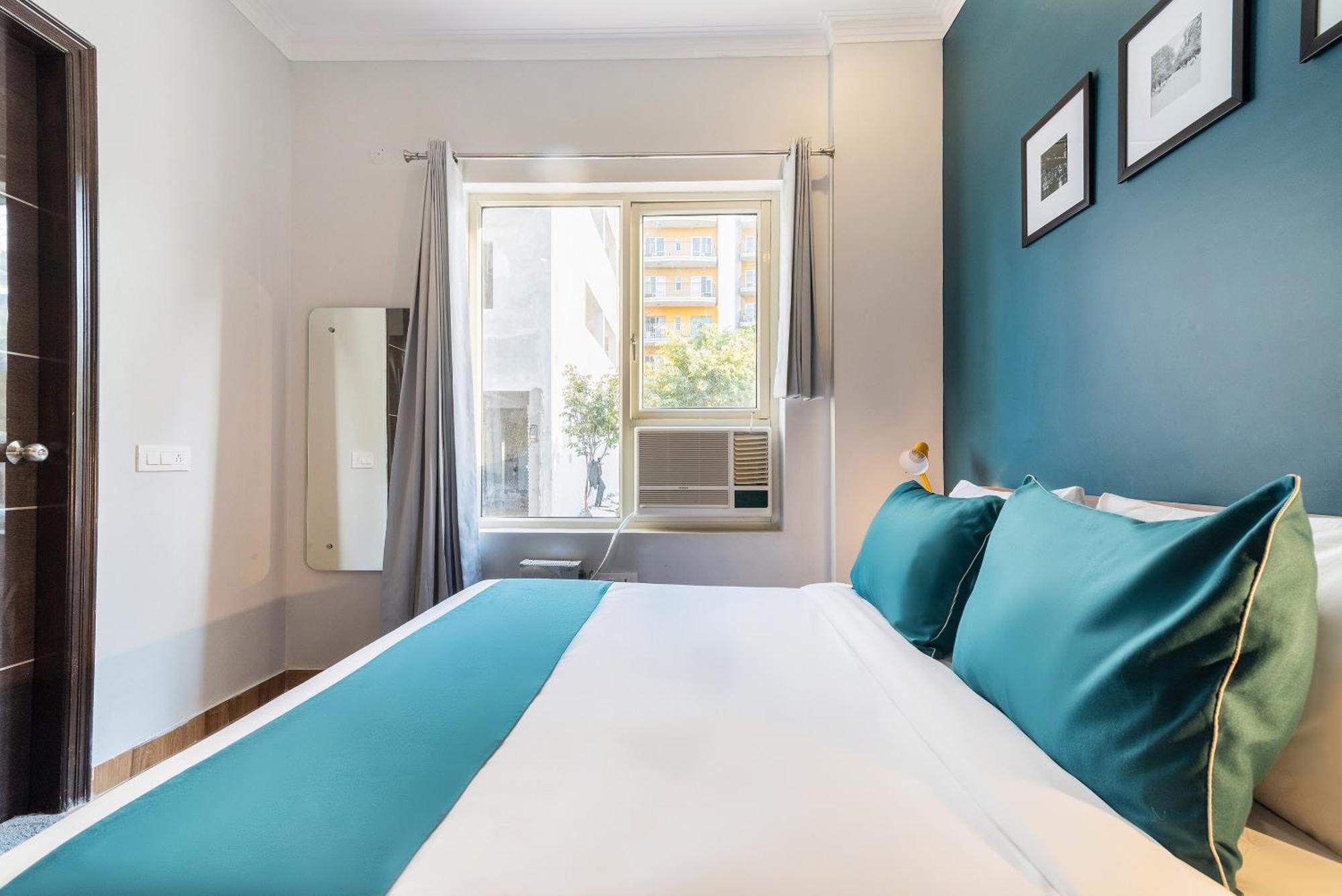 Super Silver Key Huda Star Mall Near Appu Ghar Hotel 4*