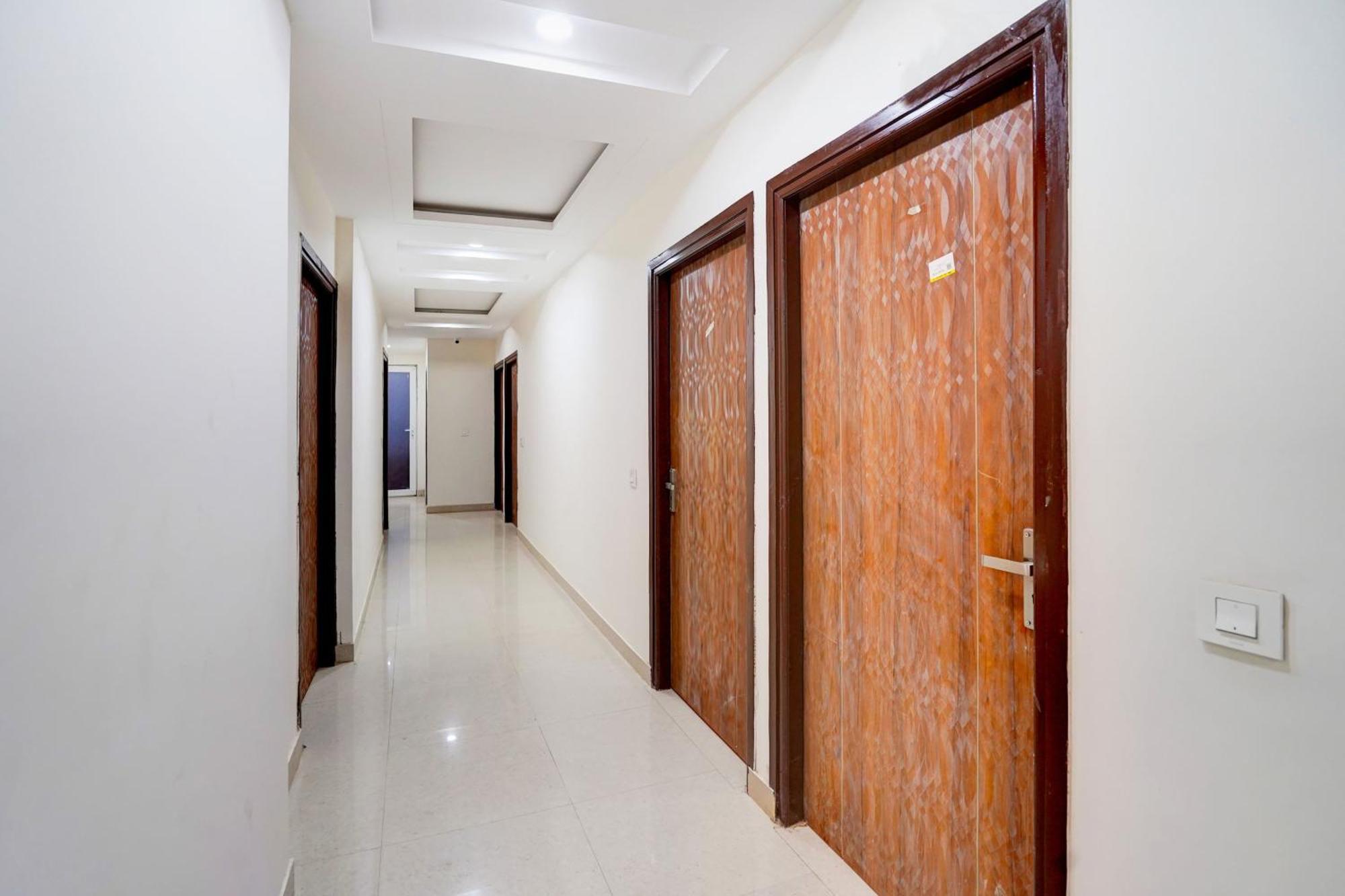 O Vr Residency Hotel