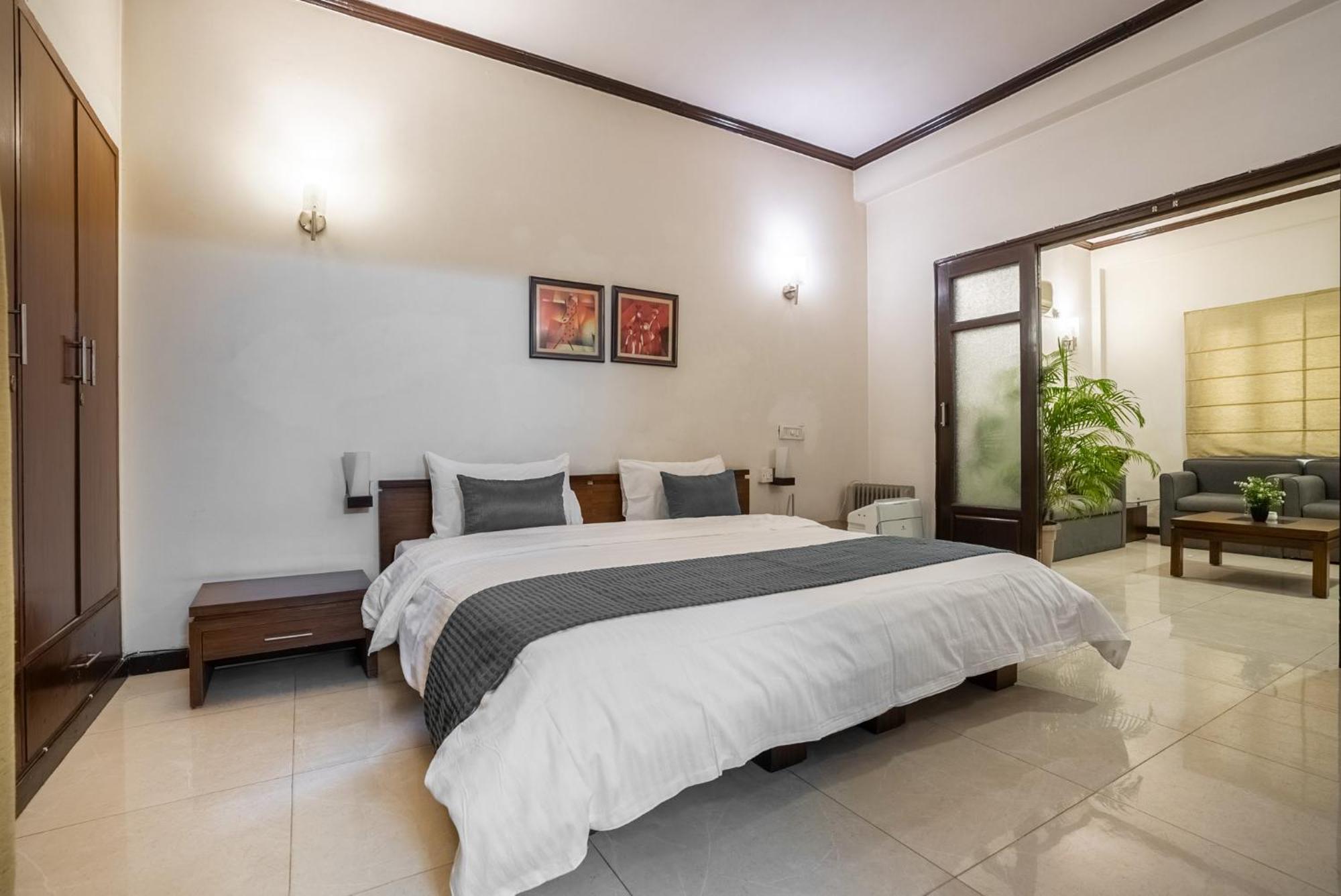 Enkay 1 Bhk Hotel