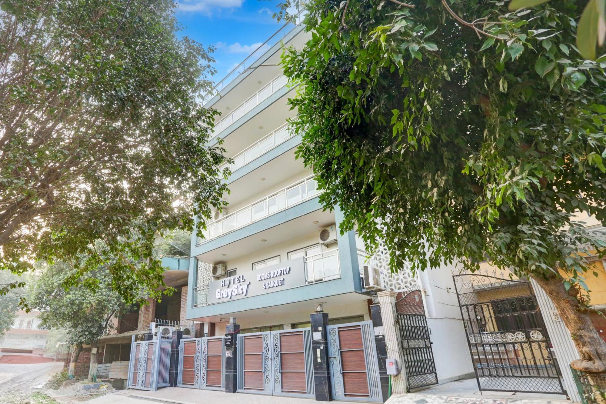 Greysky Medicity Hotel