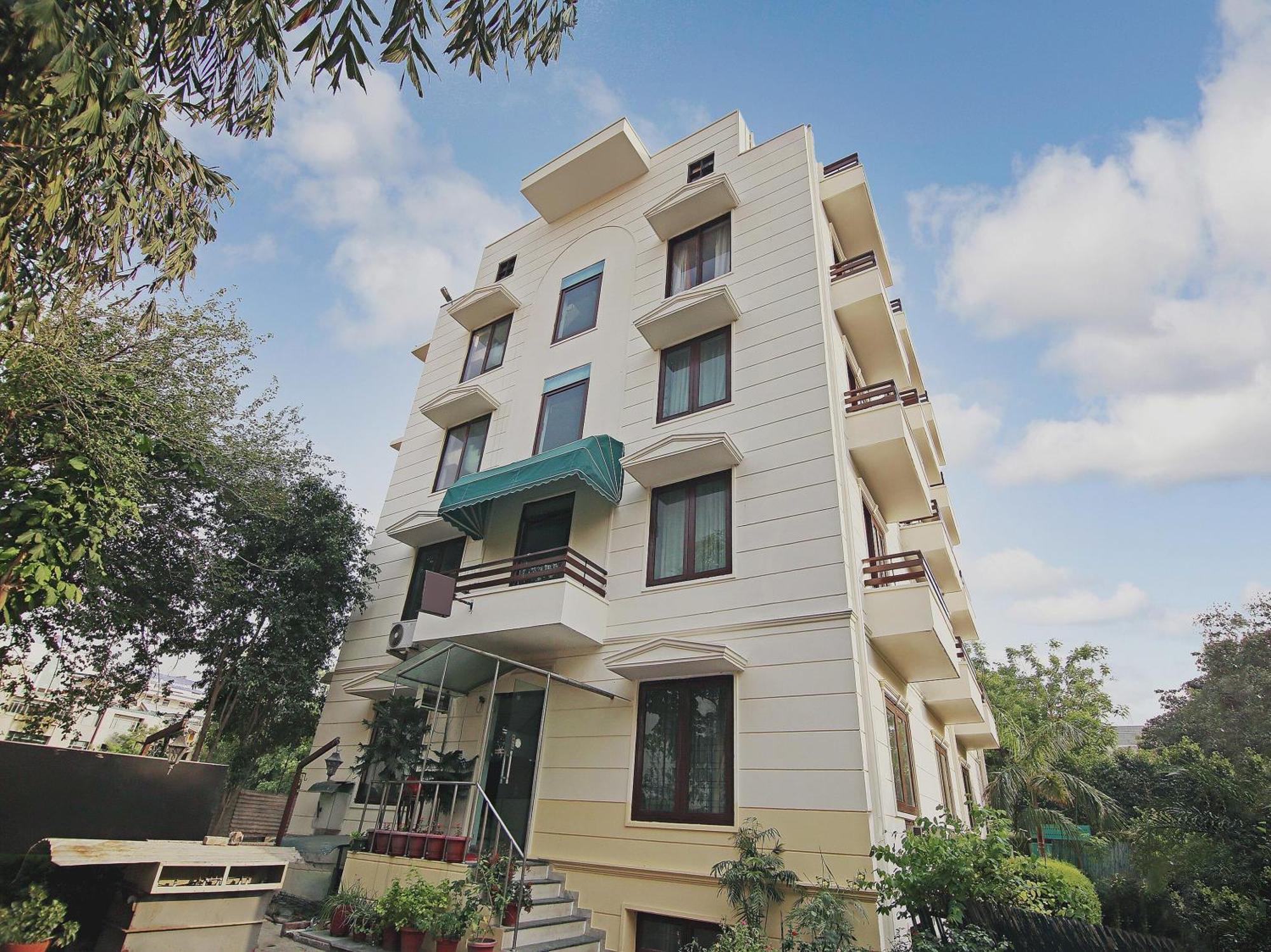 Capital O Tipsyy Near Aravali Biodiversity Park 3* Gurgaon