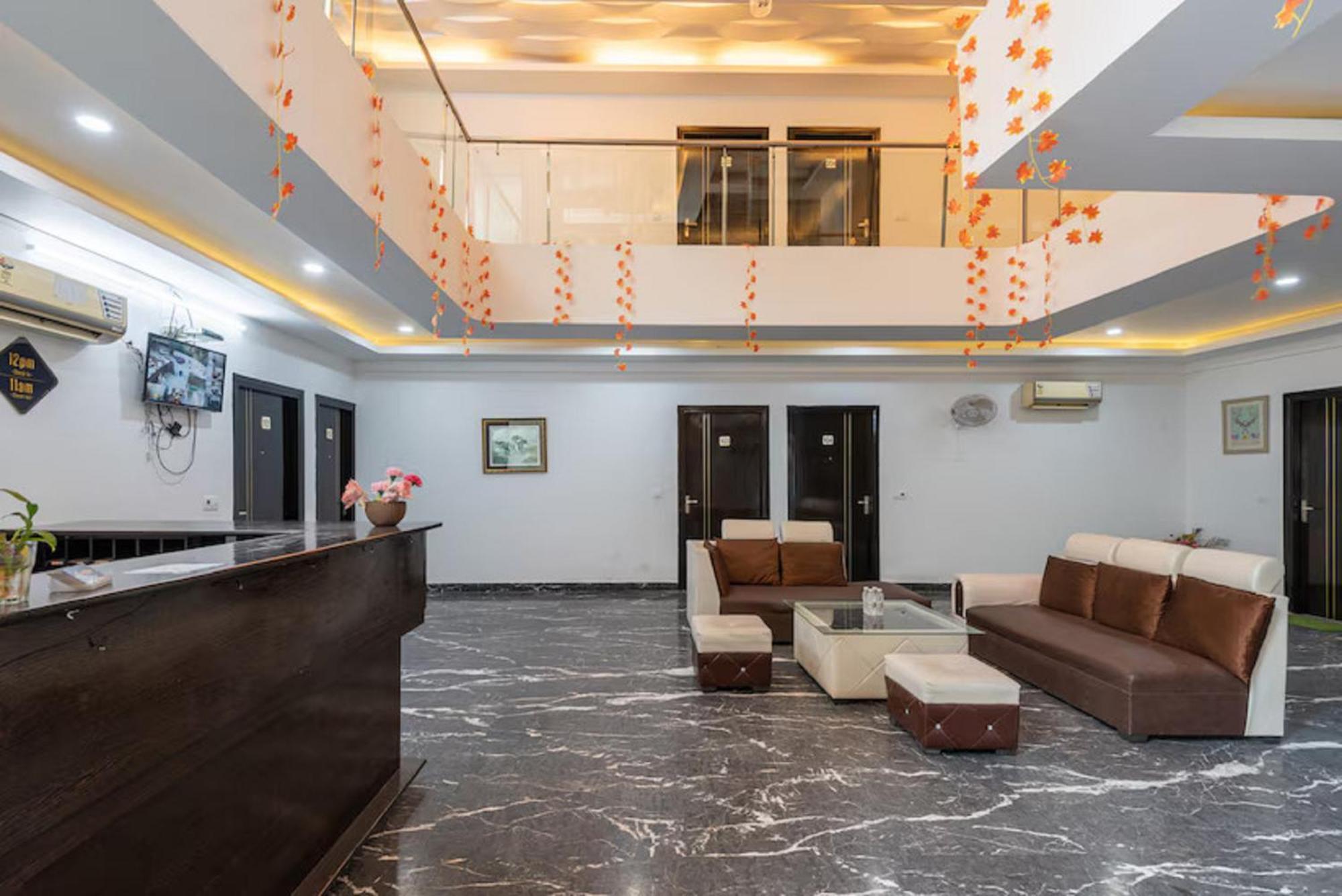 Saavi Huda City Centre 3*