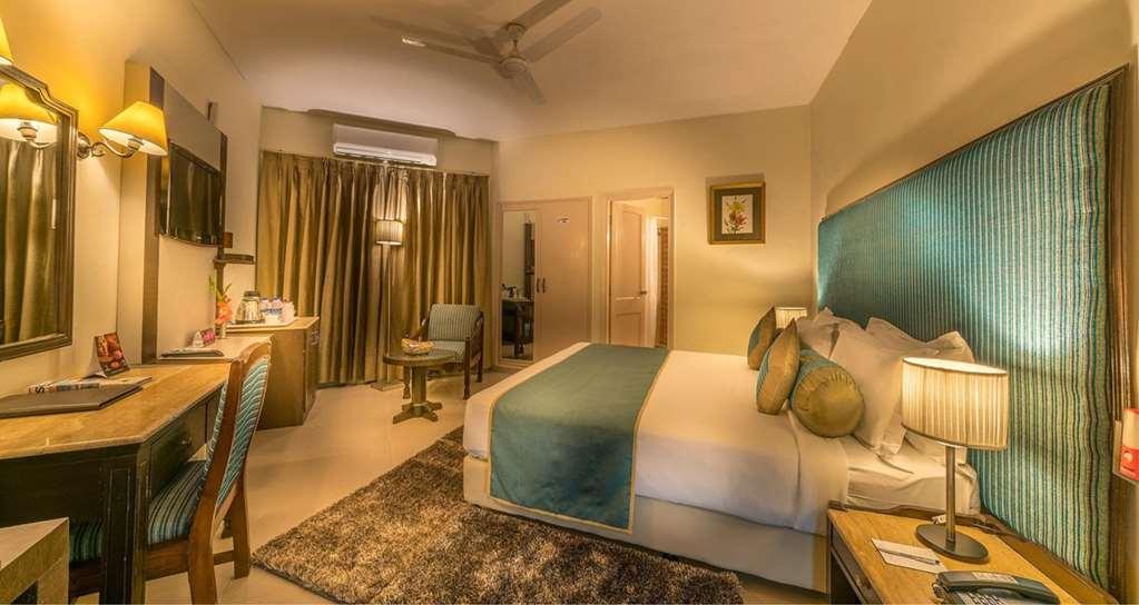 Western Country Club 4*