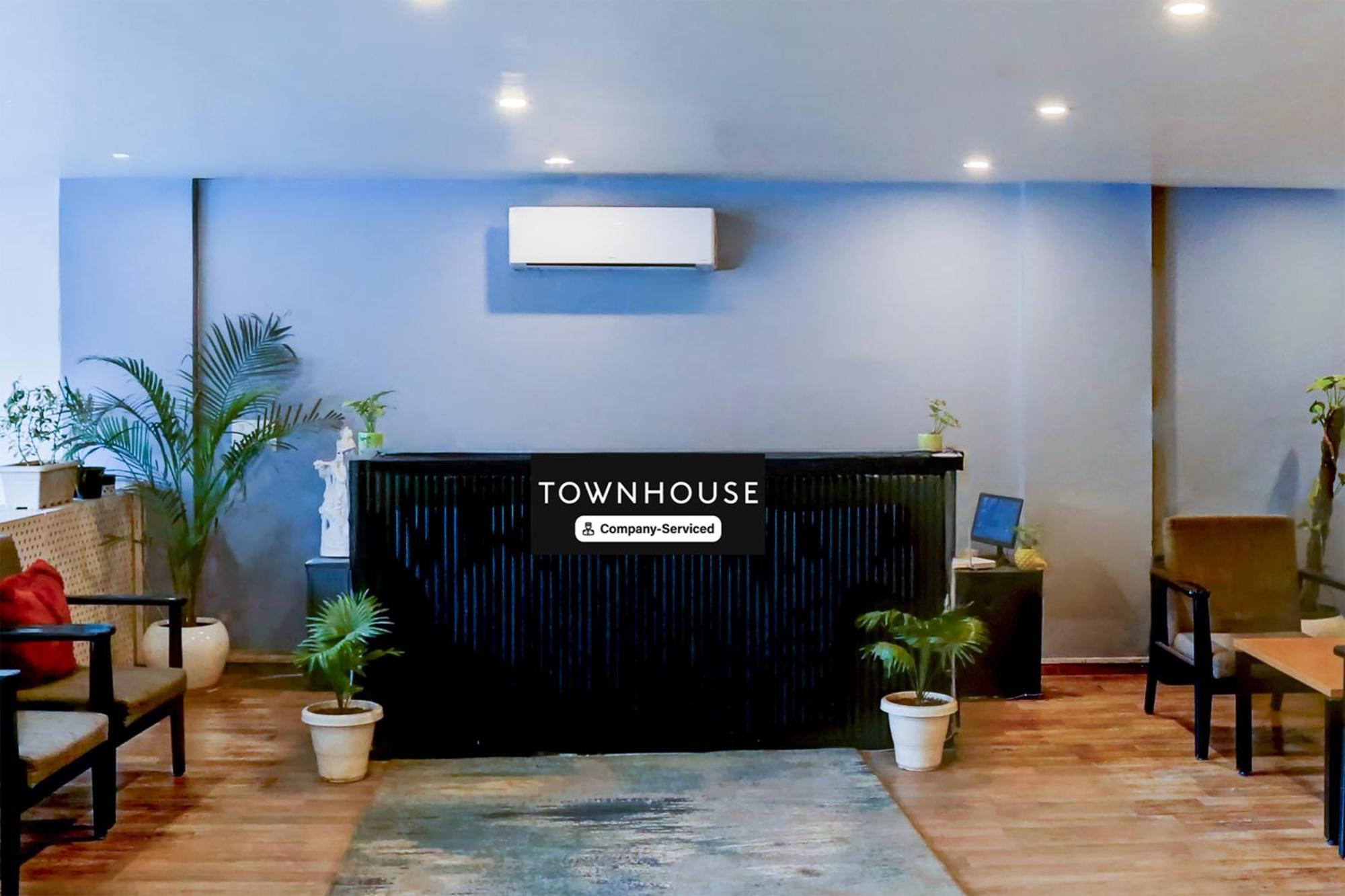 Hotel Townhouse Sector 57 Near Hong Kong Bazaar