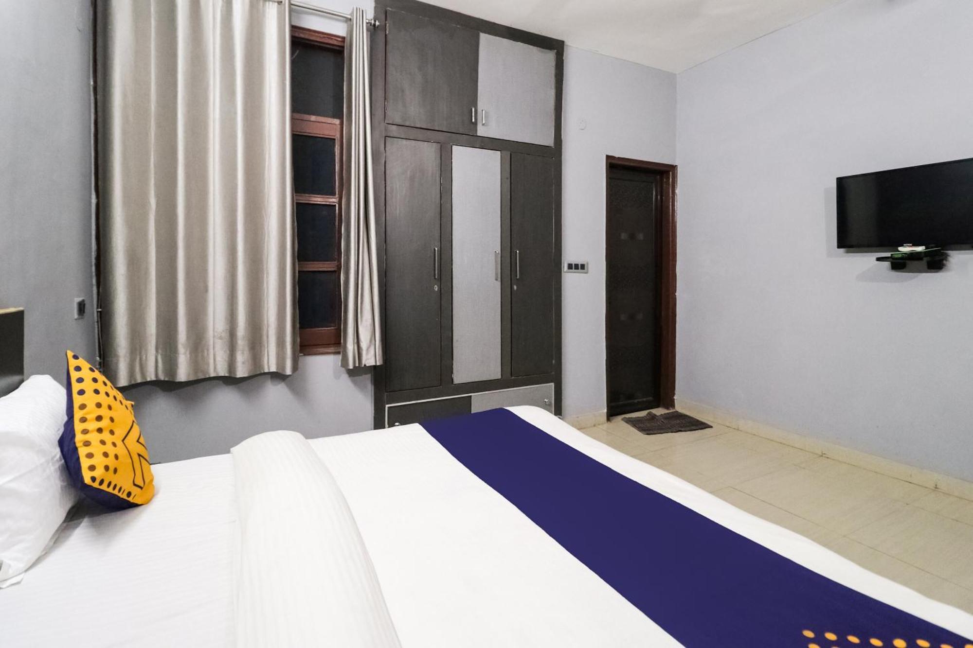 O Sunrise Hotel 2*
