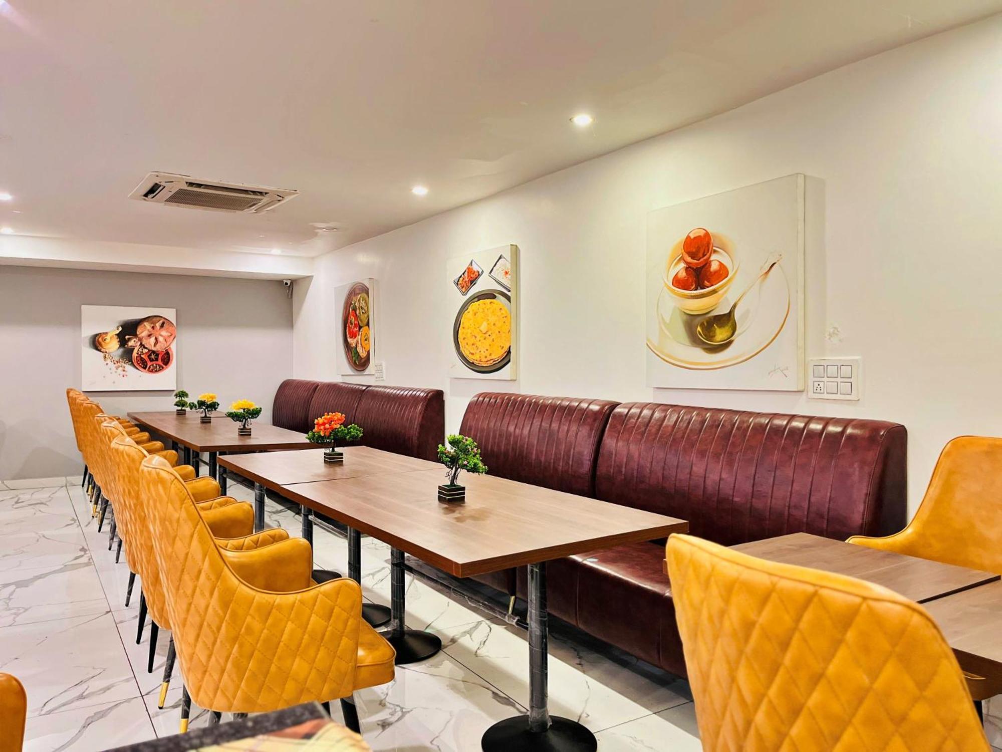 Hotel Aamantran Residency Hotel, Sohna Road, Sector 49, Gurugram
