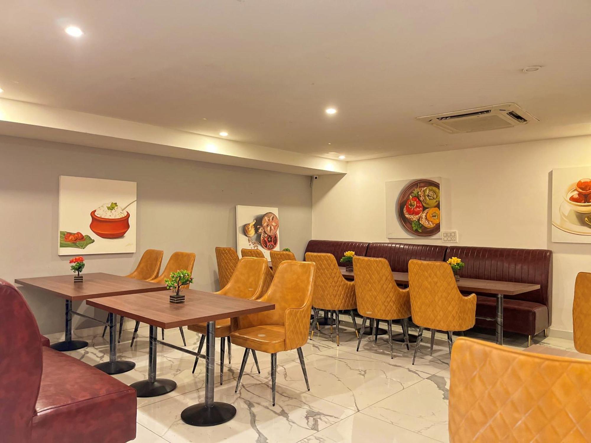 Aamantran Residency Hotel, Sohna Road, Sector 49, Gurugram Gurgaon