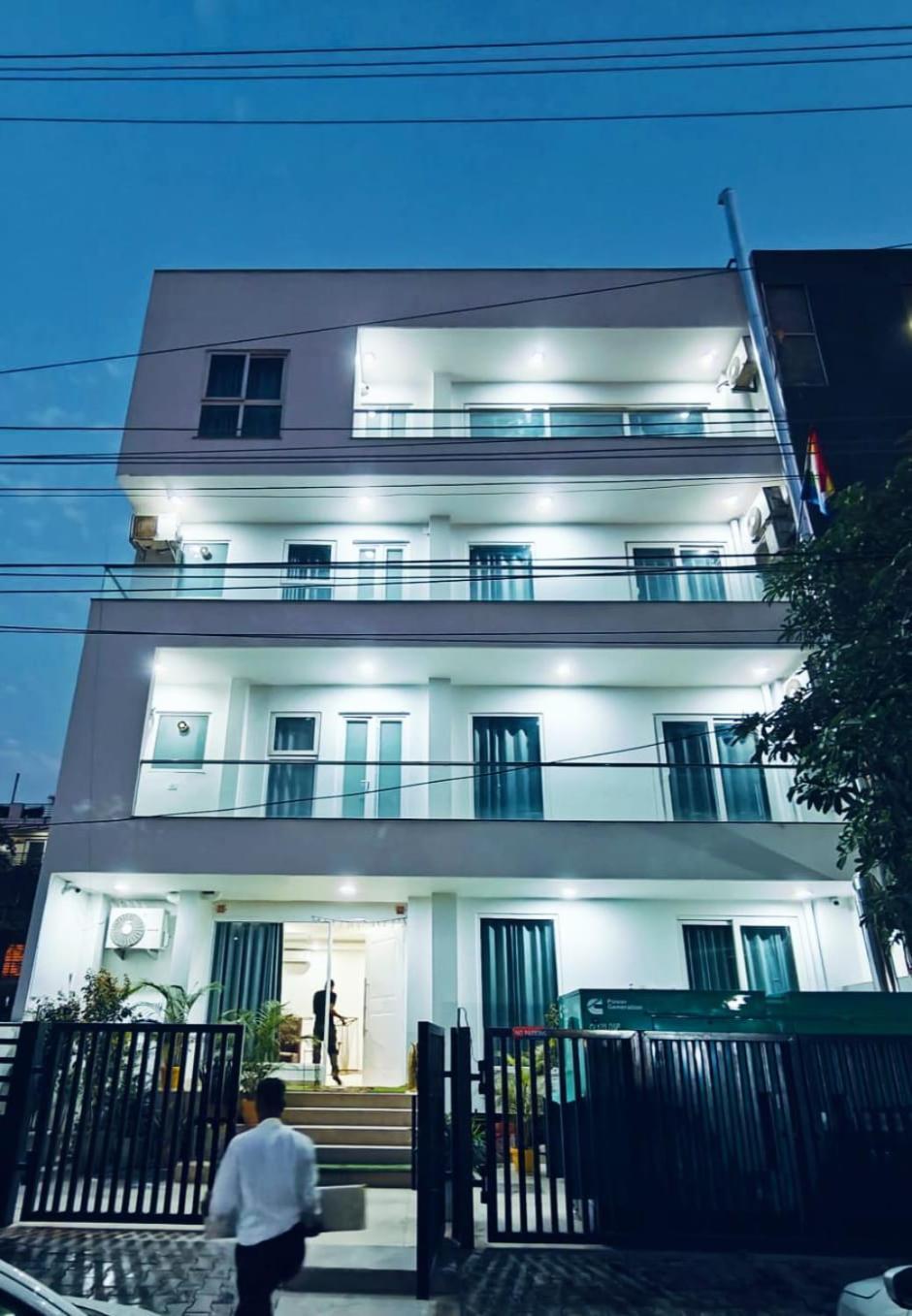 Hotel Aamantran Residency Hotel, Sohna Road, Sector 49, Gurugram 3*