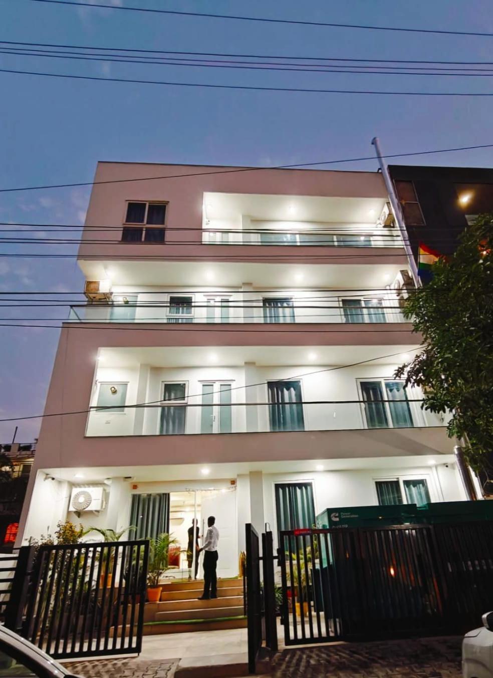 Aamantran Residency Hotel, Sohna Road, Sector 49, Gurugram Hotel Gurgaon