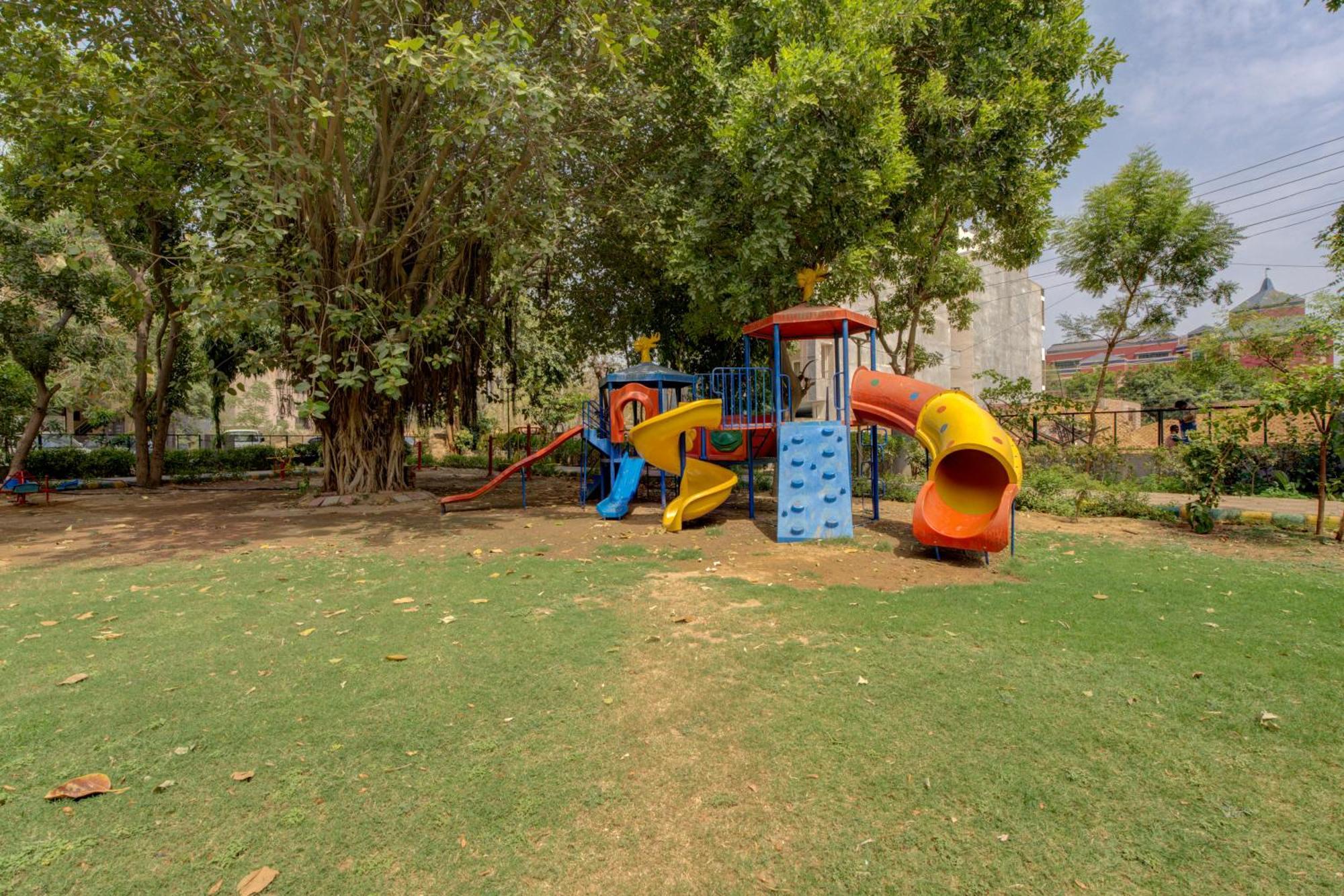 Aparthotel 1 Bhk Serviced Apartments Sector 52 Near Millennium City Centre Metro Station Gurgaon