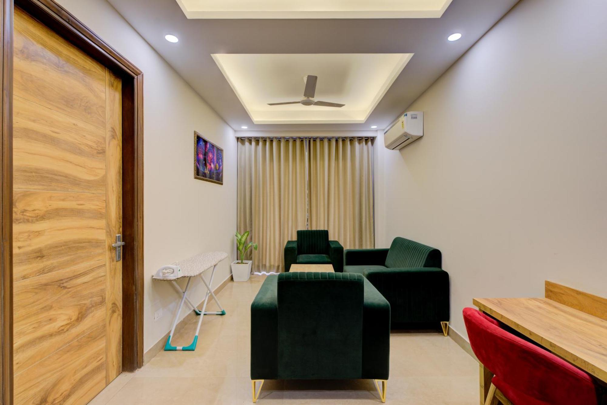 1 Bhk Serviced Apartments Sector 52 Near Millennium City Centre Metro Station