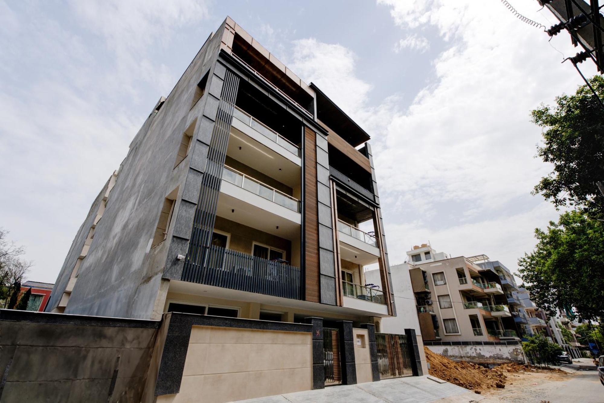 1 Bhk Serviced Apartments Sector 52 Near Millennium City Centre Metro Station Aparthotel