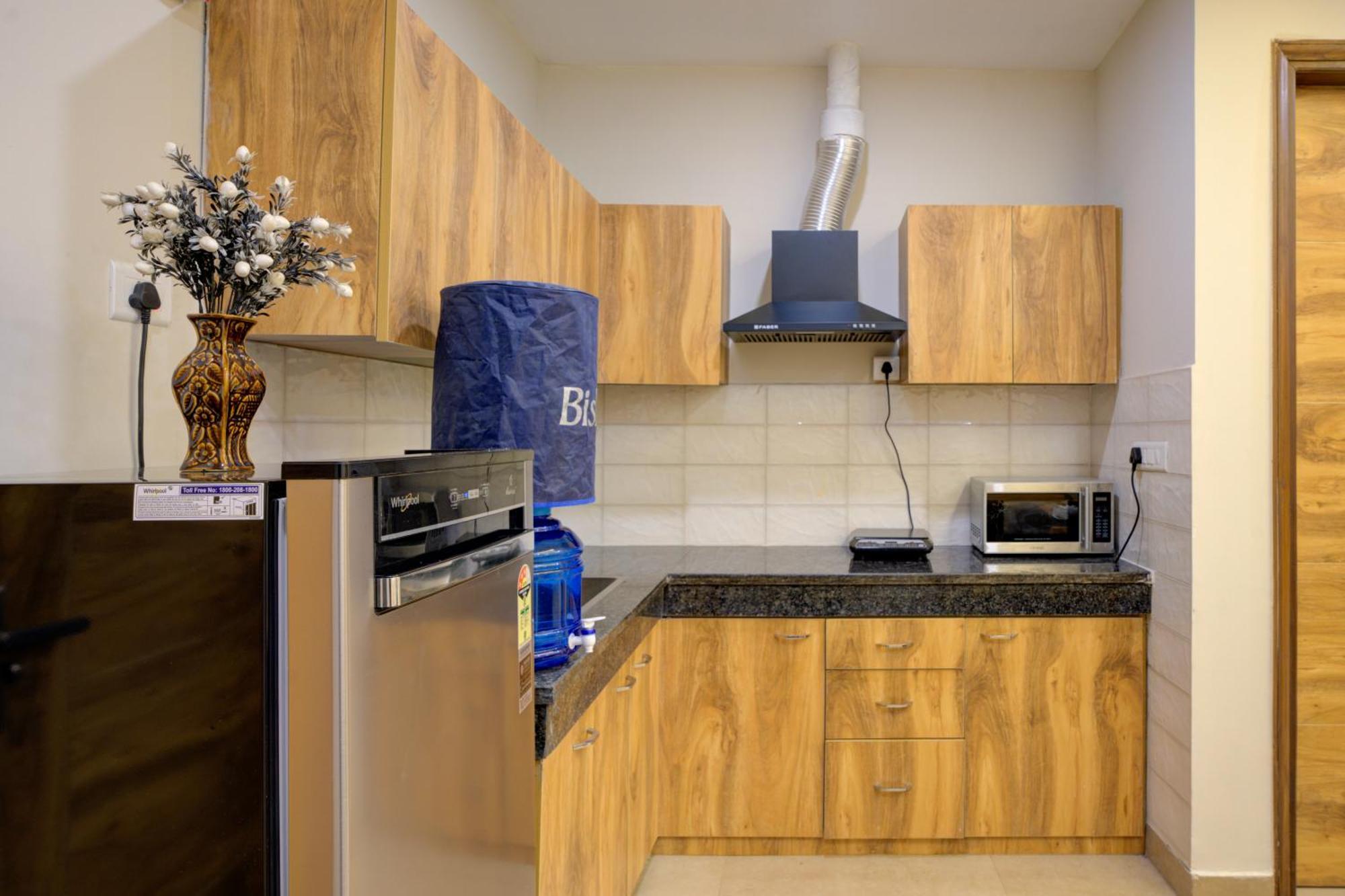 Aparthotel 1 Bhk Serviced Apartments Sector 52 Near Millennium City Centre Metro Station Gurgaon