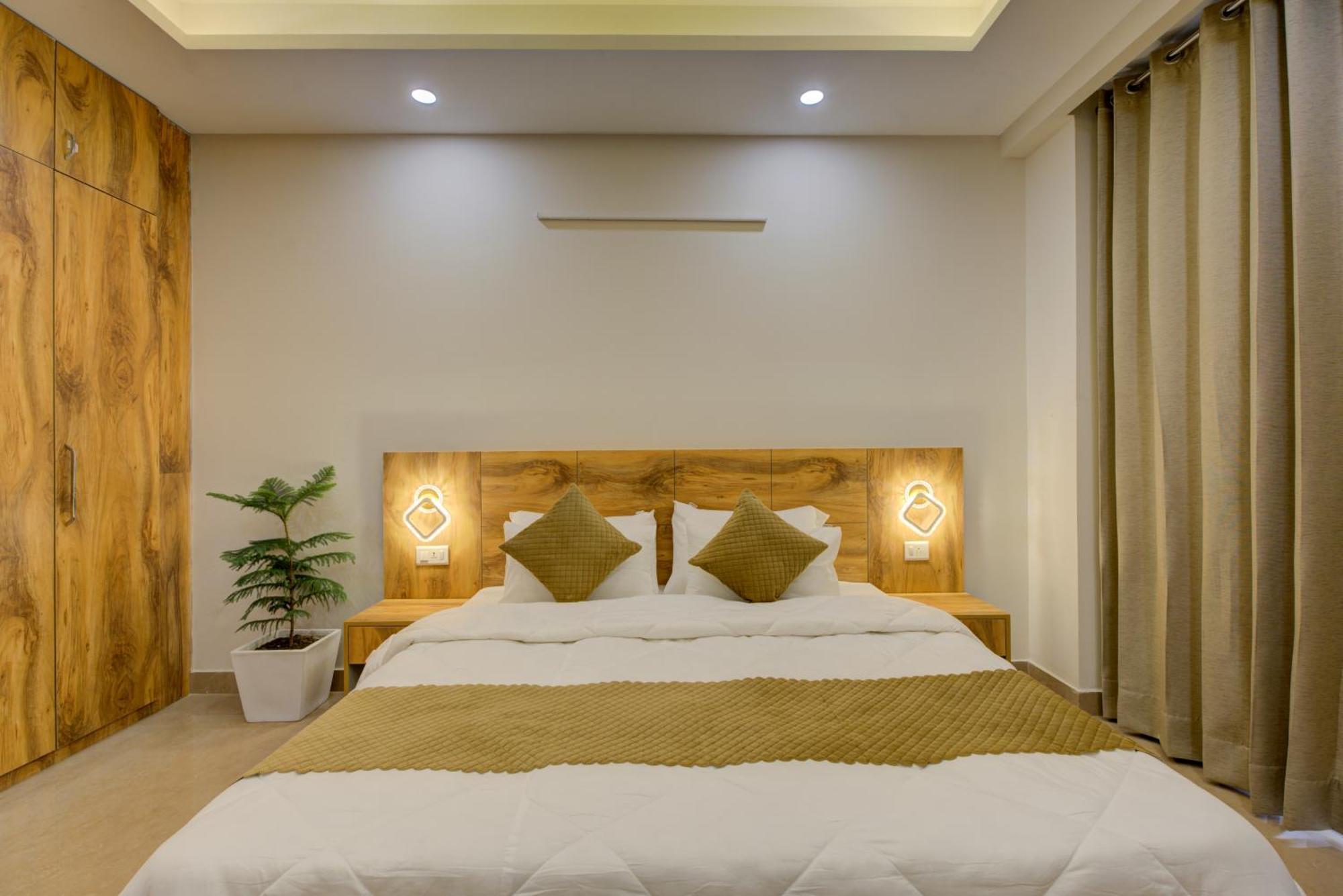 1 Bhk Serviced Apartments Sector 52 Near Millennium City Centre Metro Station Aparthotel Gurgaon