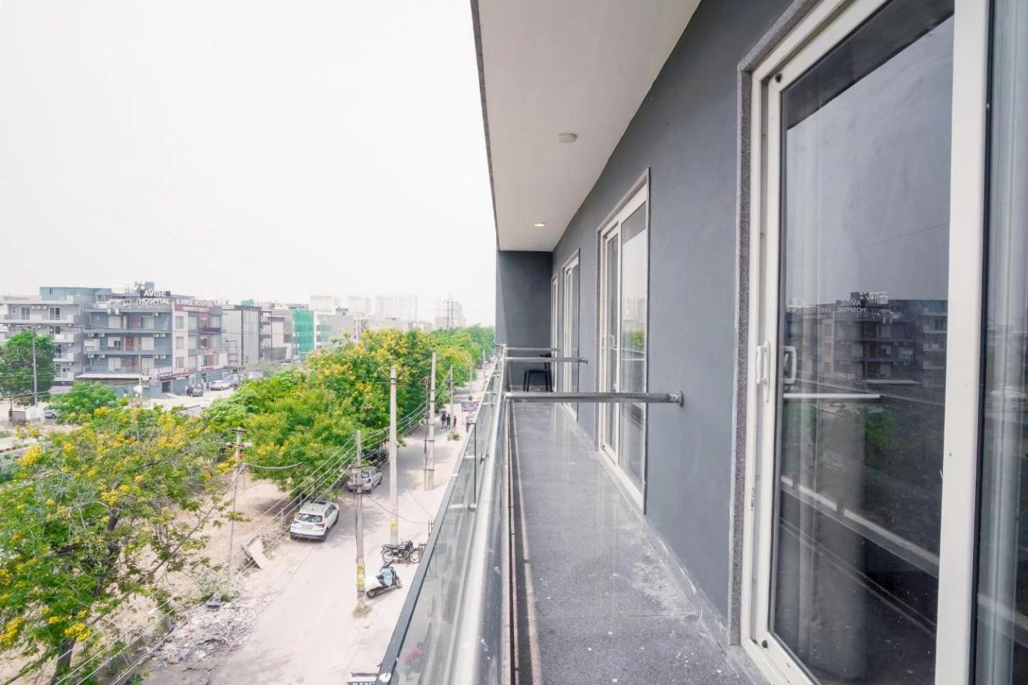 Hotel Saltstayz Sector 39- Near Rajiv Chowk & Sohna Road Gurgaon