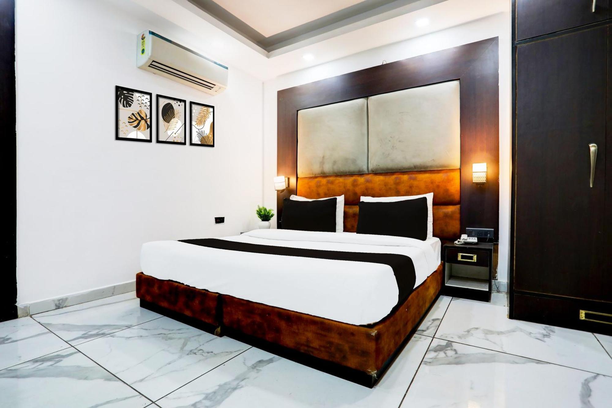 Hotel Super Townhouse Sector 52 Near Artemis Hospital