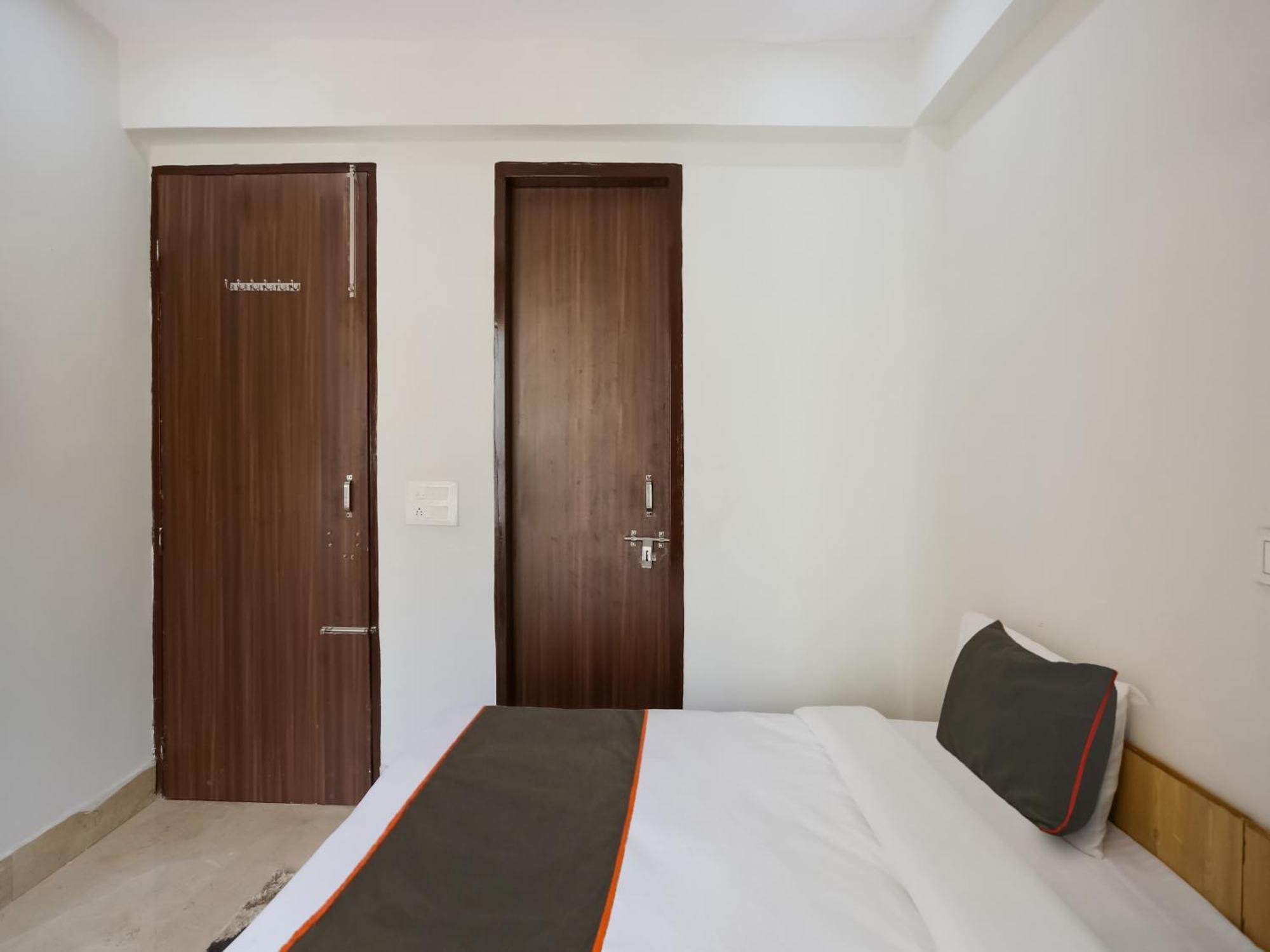 Collection O The My Hotel 4*