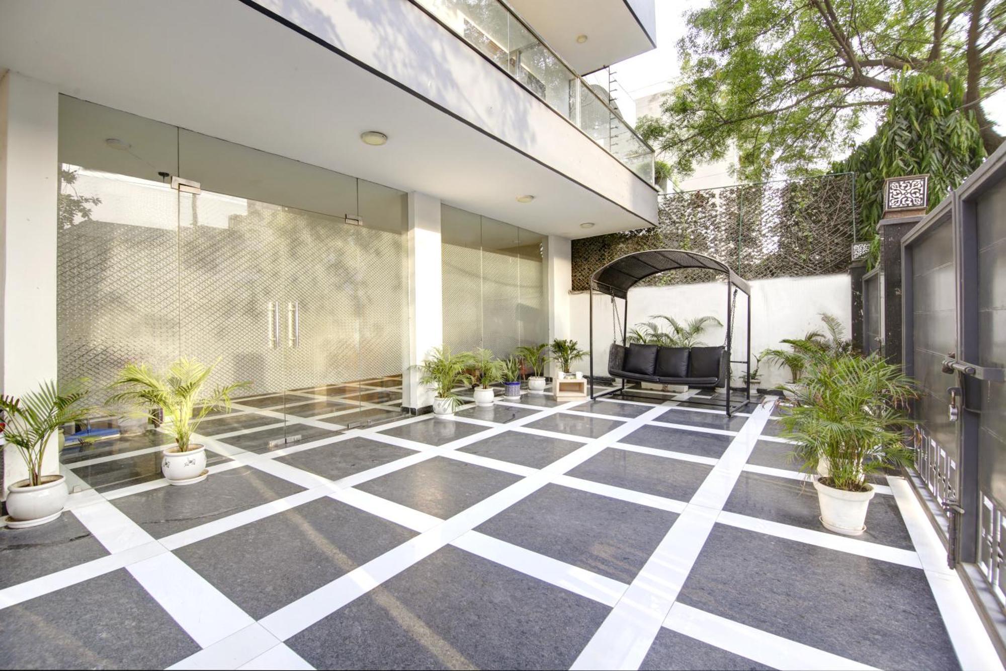 Limewood - Fortis Hospital & Huda Centre 3* Gurgaon