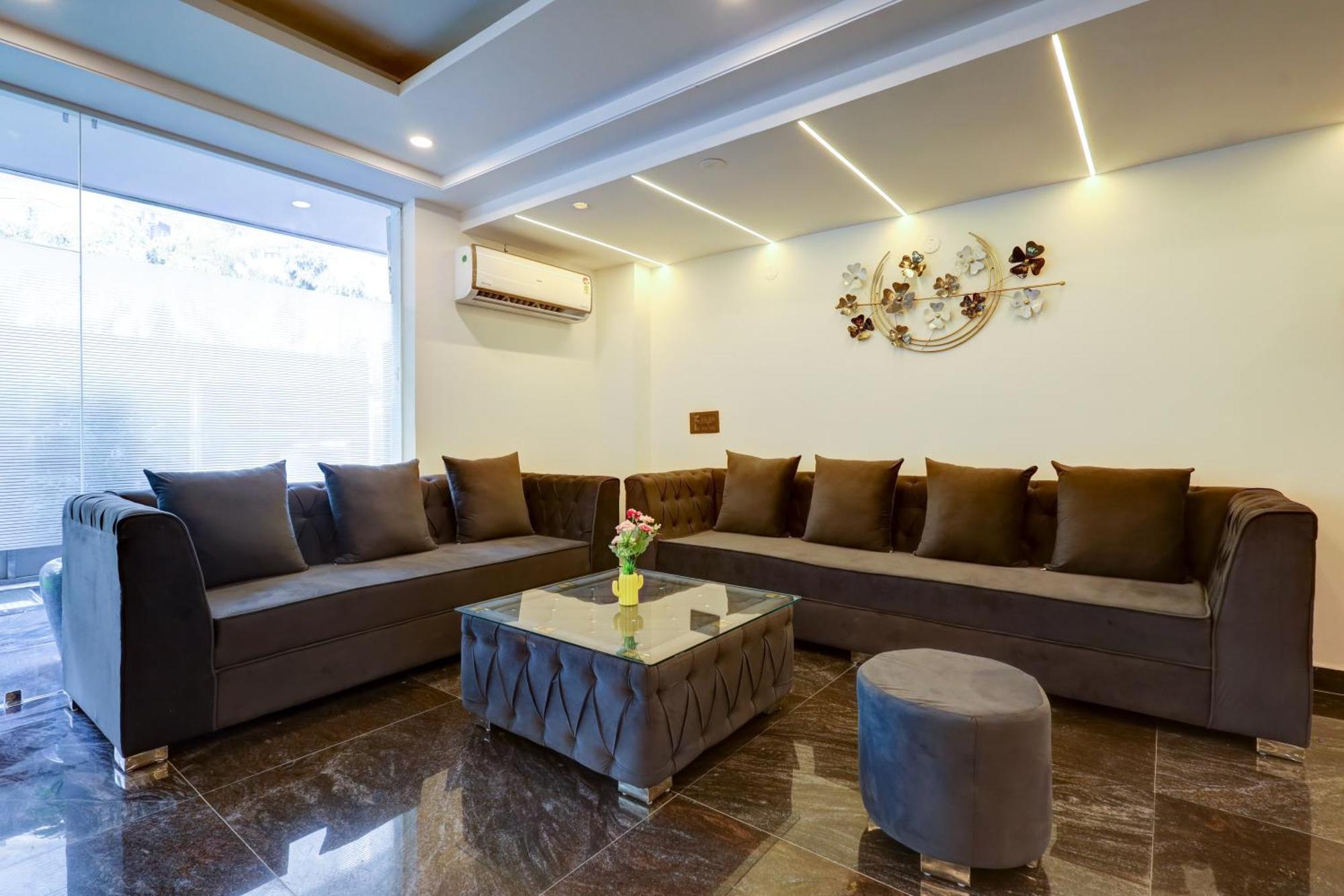 Royal Residency - Medanta Hotel Gurgaon