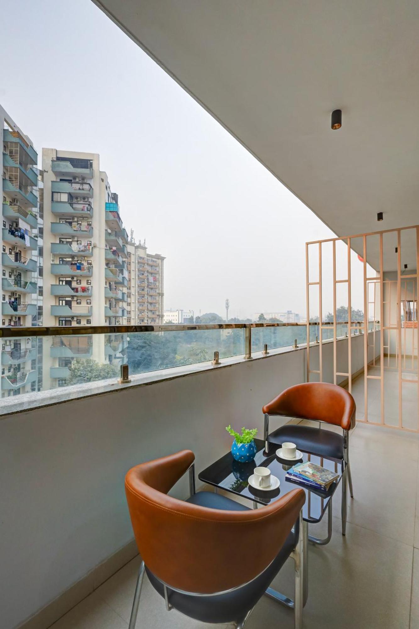 Royal Residency - Medanta Hotel Gurgaon