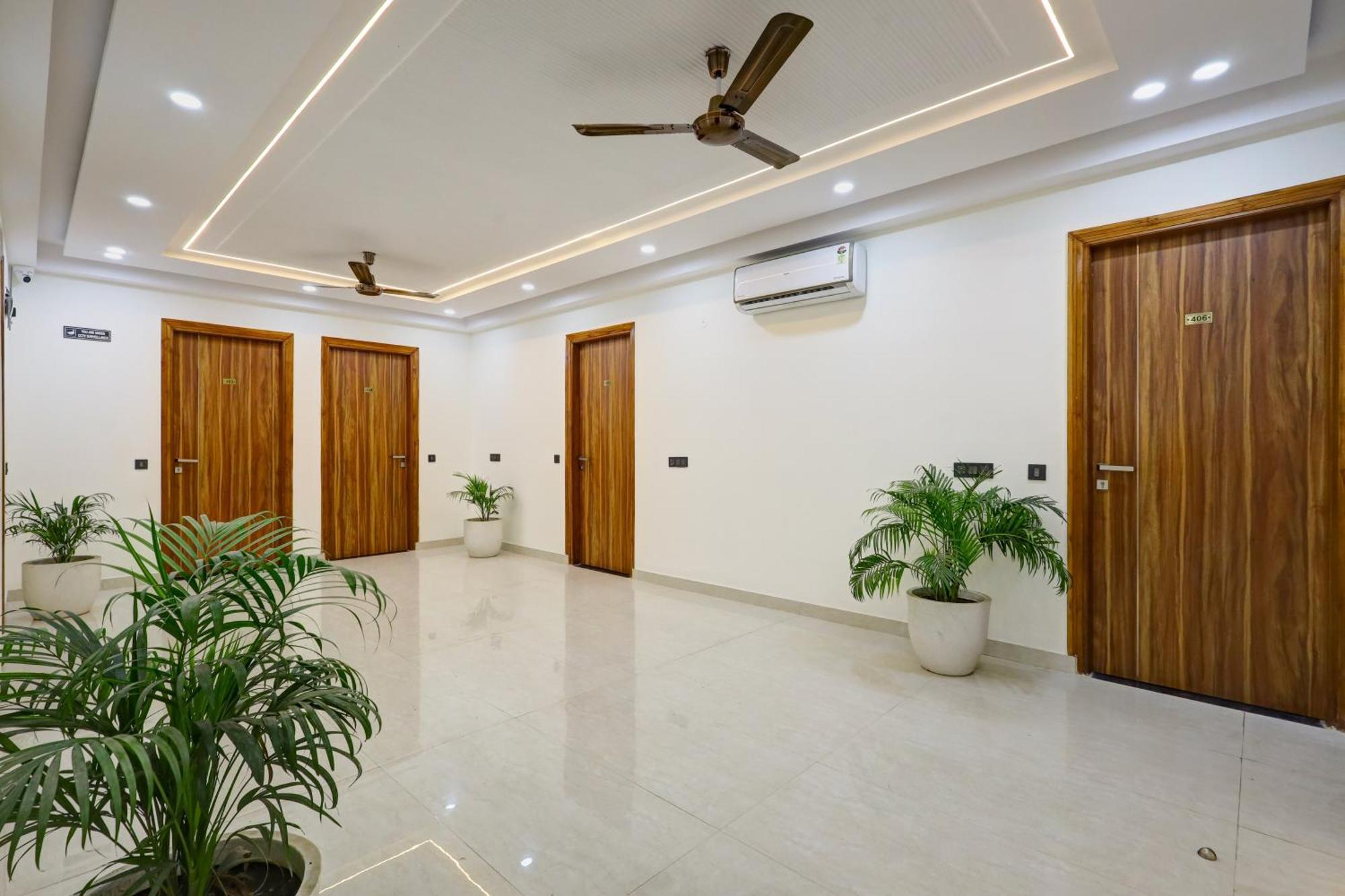 Hotel Royal Residency - Medanta Gurgaon
