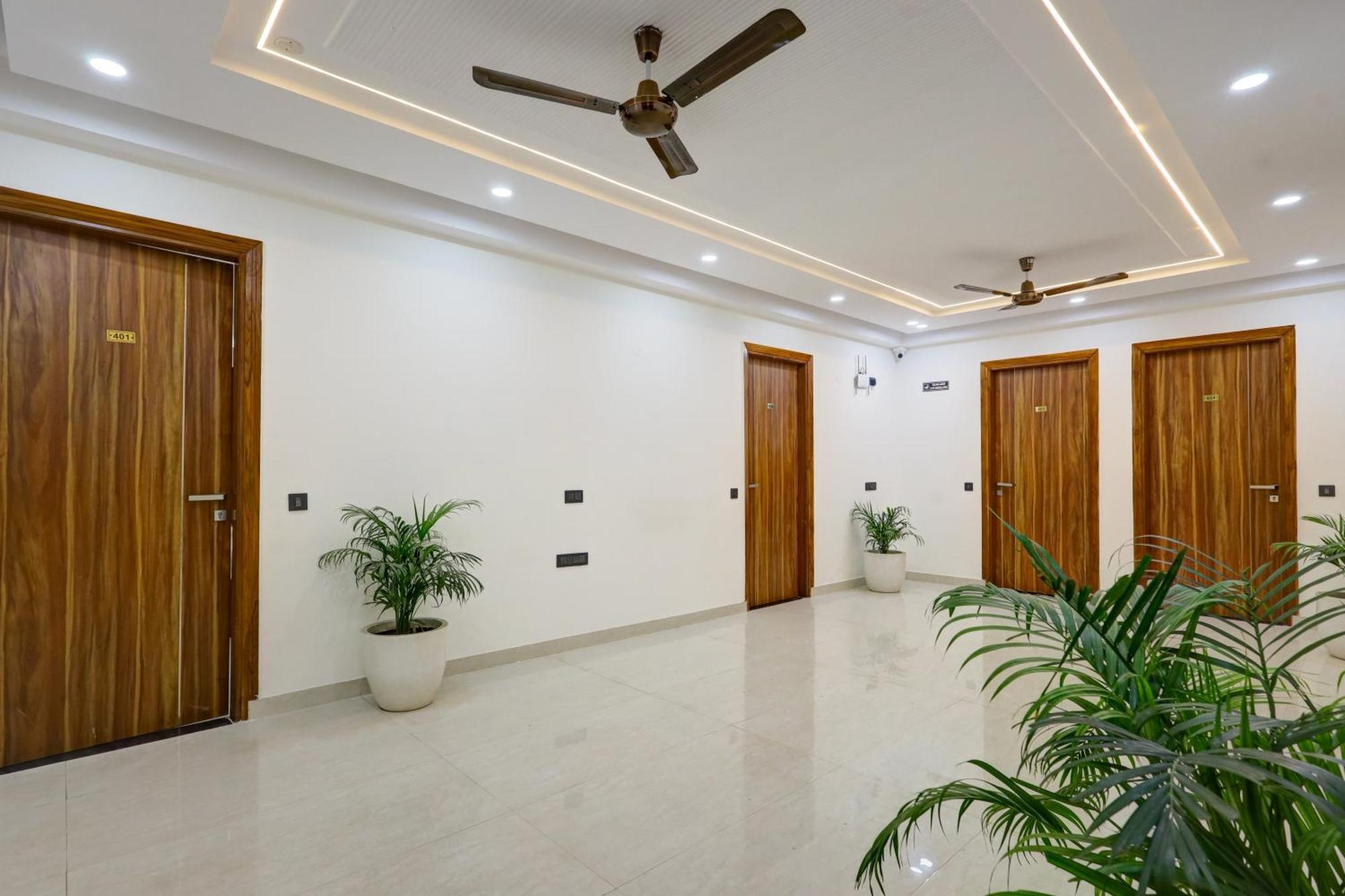 Hotel Royal Residency - Medanta Gurgaon