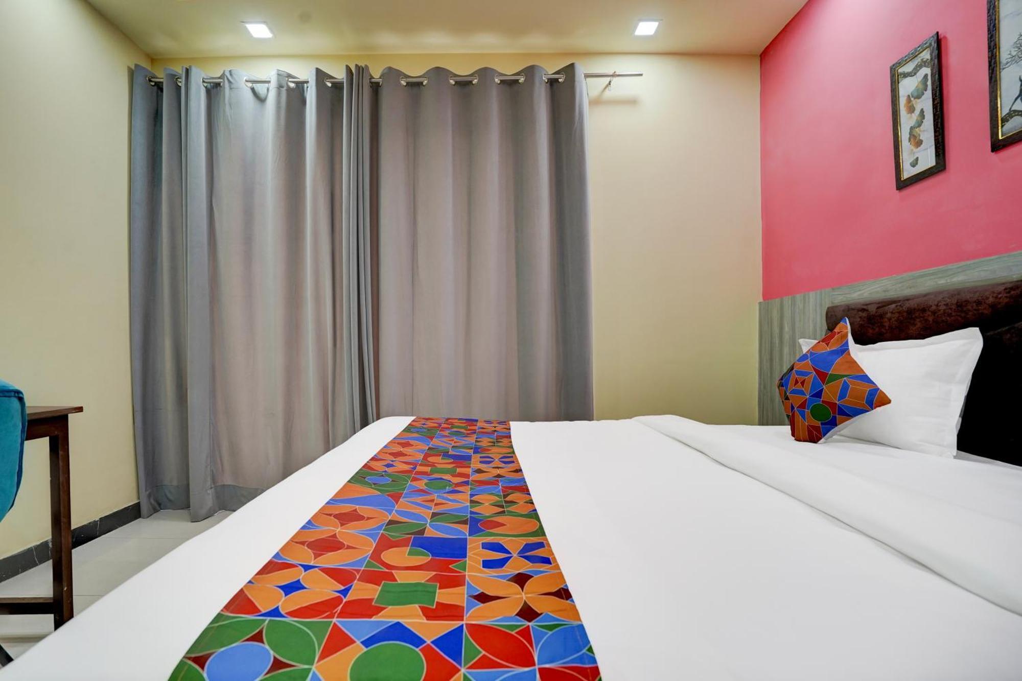 Hotel Fabhotel Sky 3*