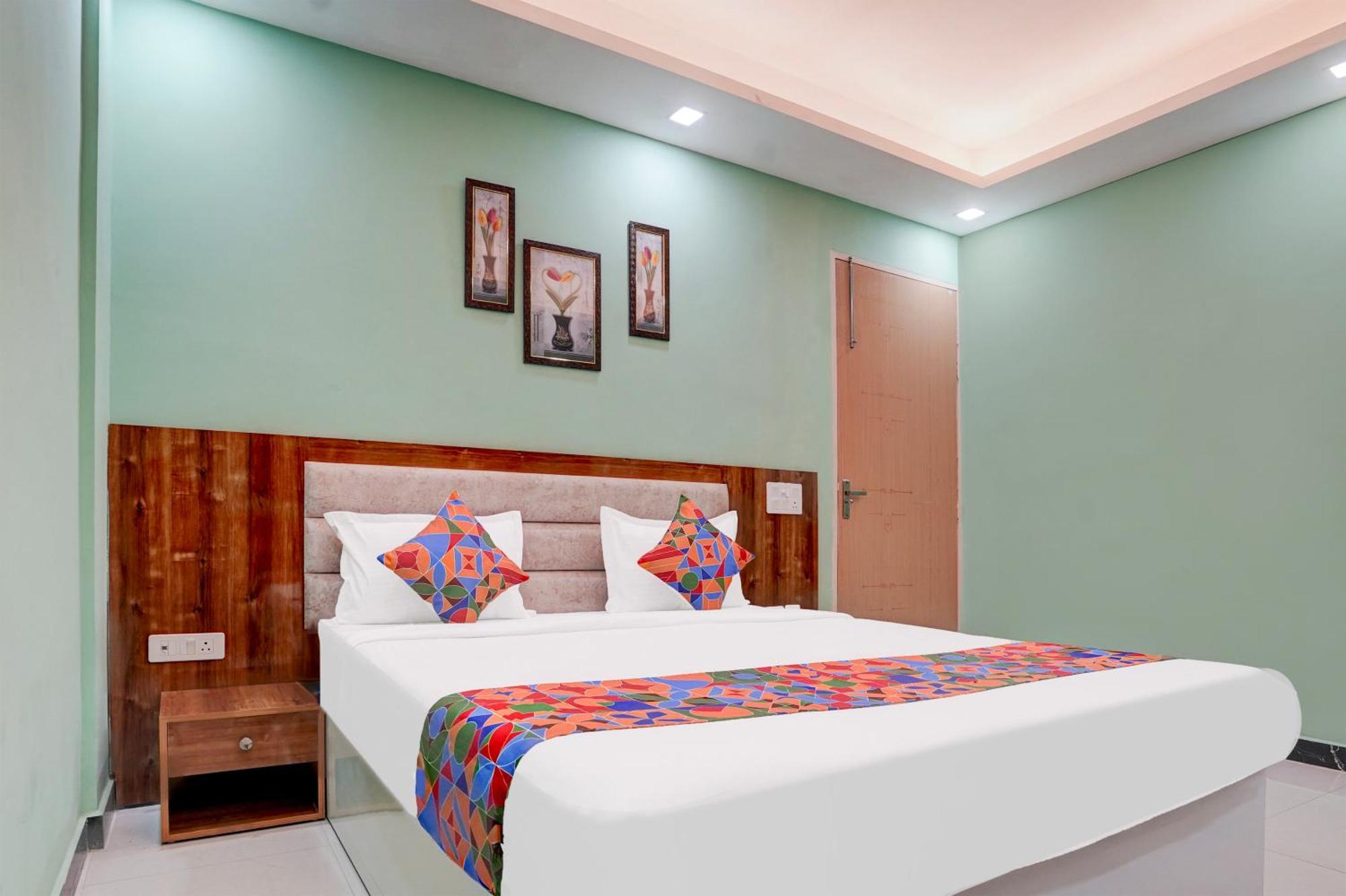 Fabhotel Sky Gurgaon