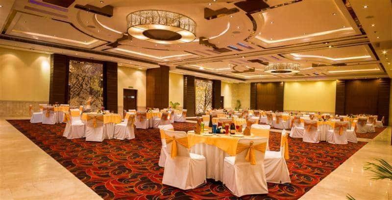 Club Florence Hotel Gurgaon