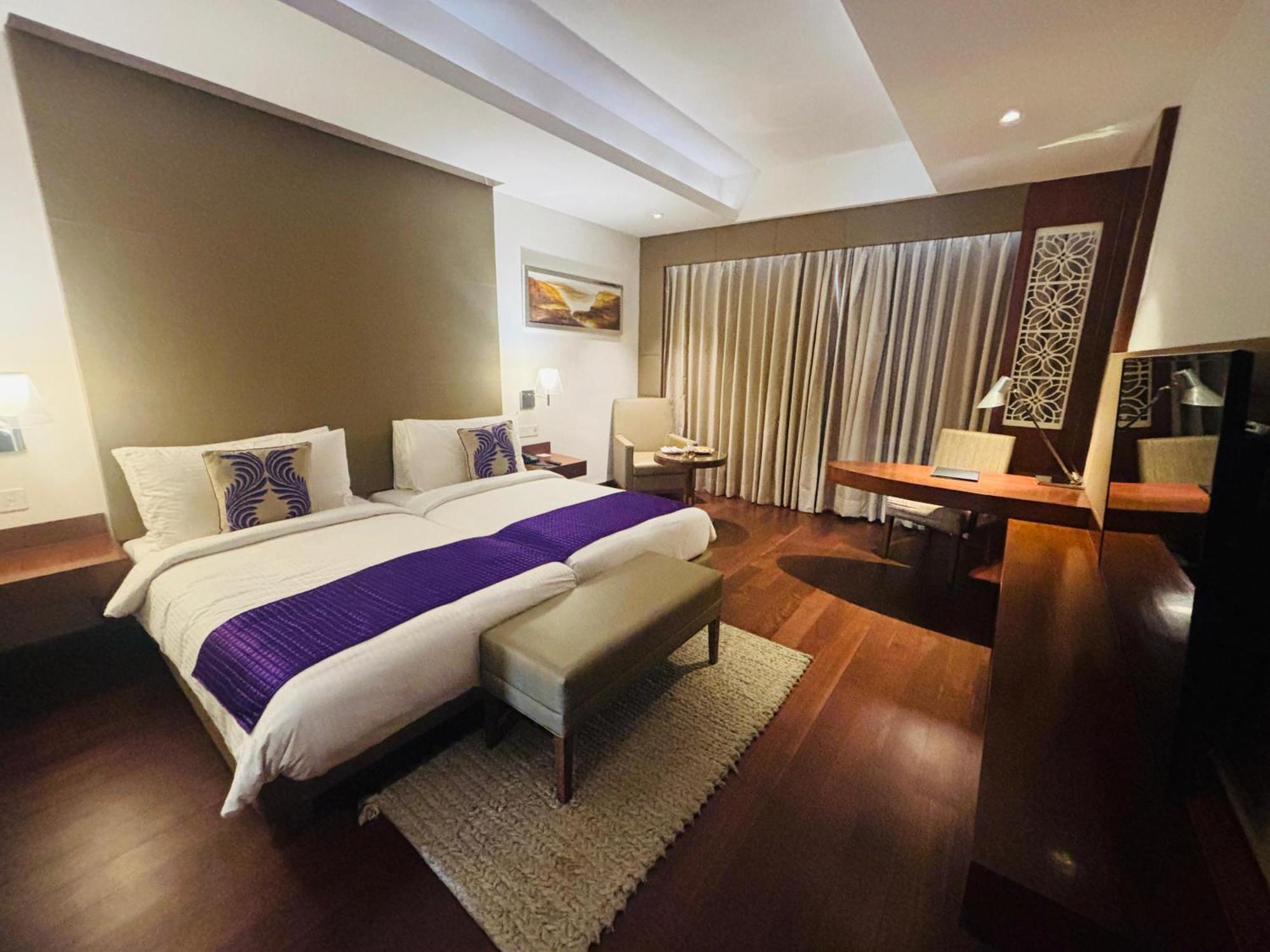 The Anya Hotel-golf Course Road 5* Gurgaon