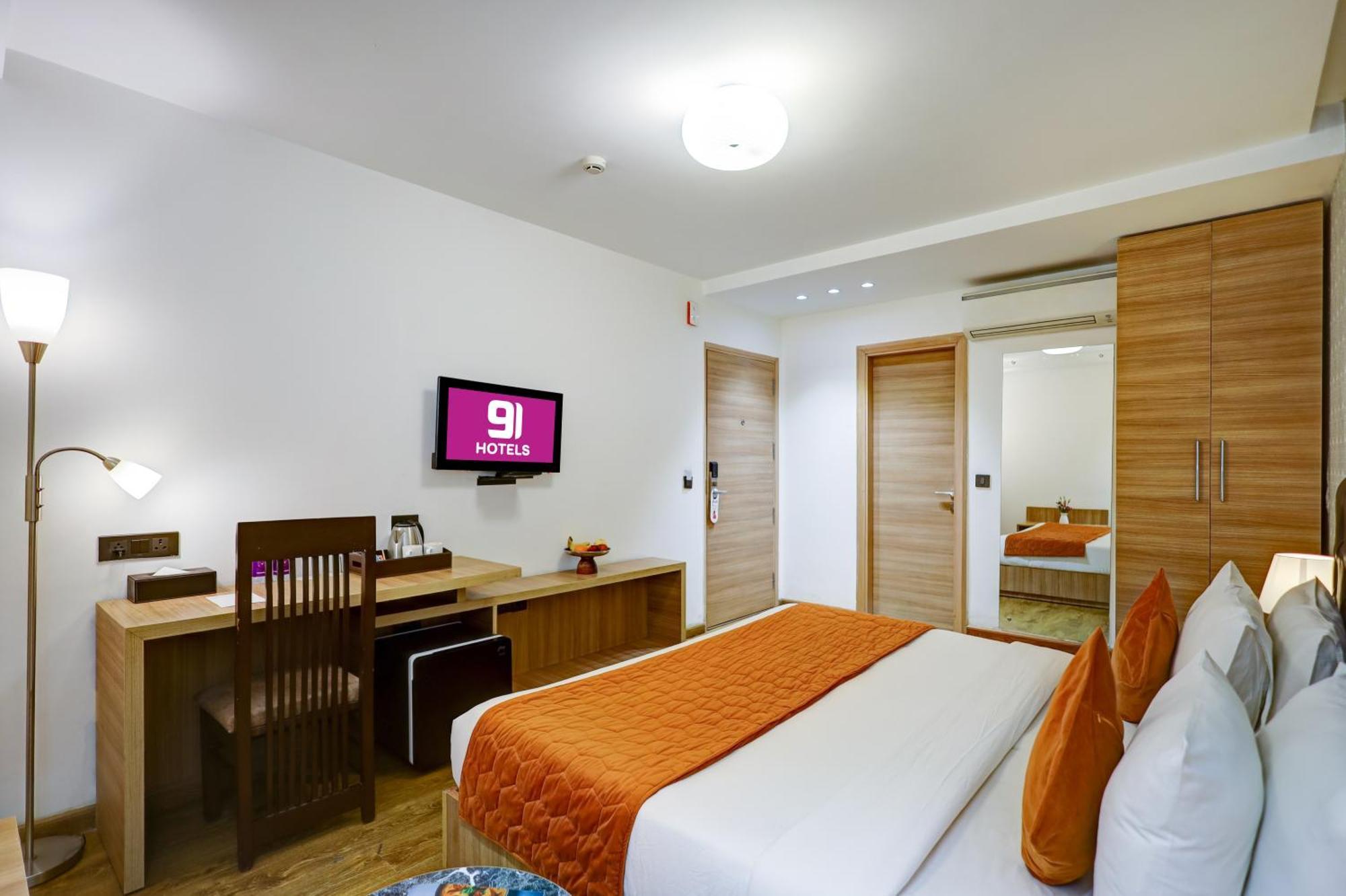 91 Huda Centre Hotel