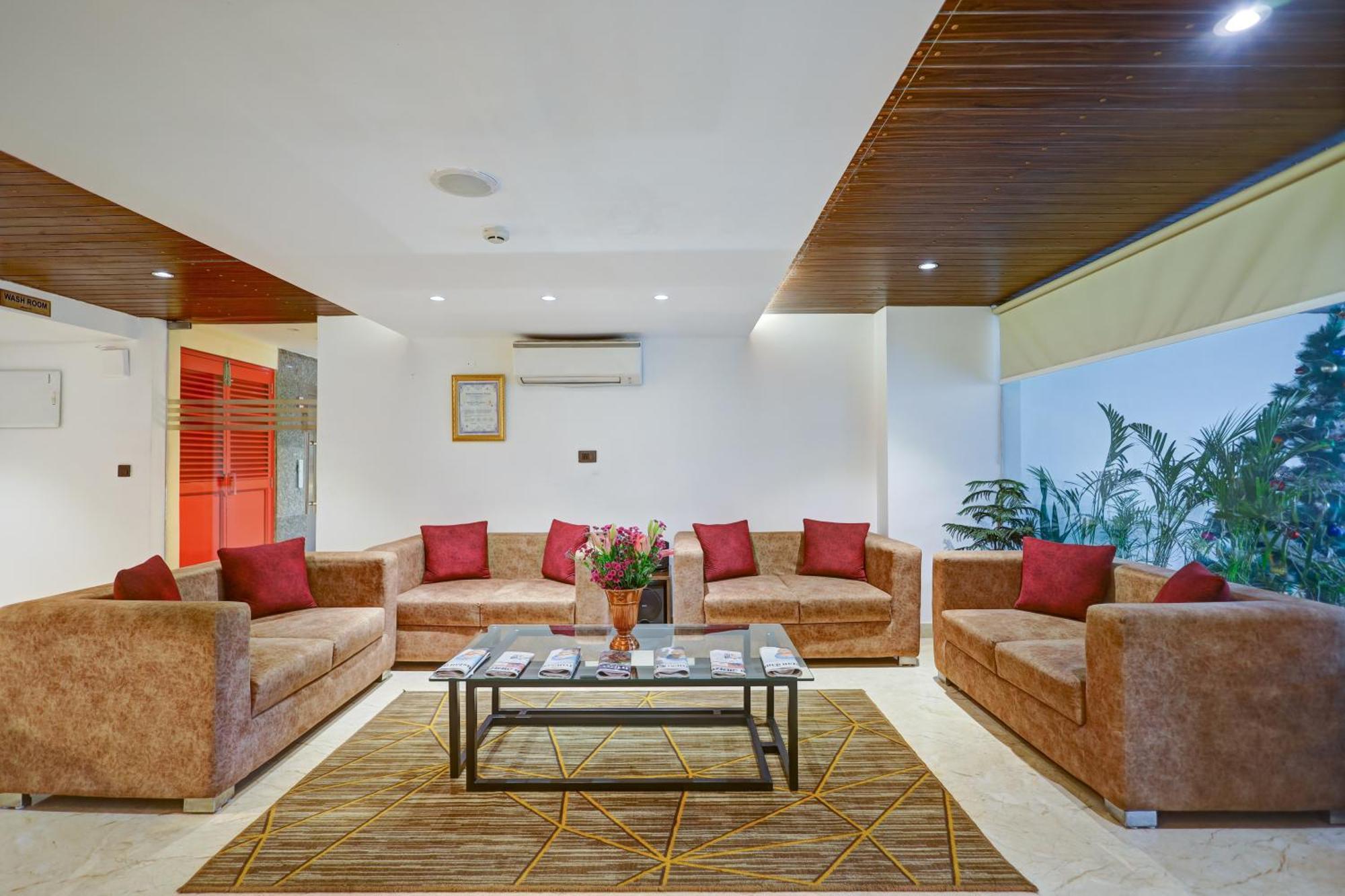 91 Huda Centre Hotel 3*