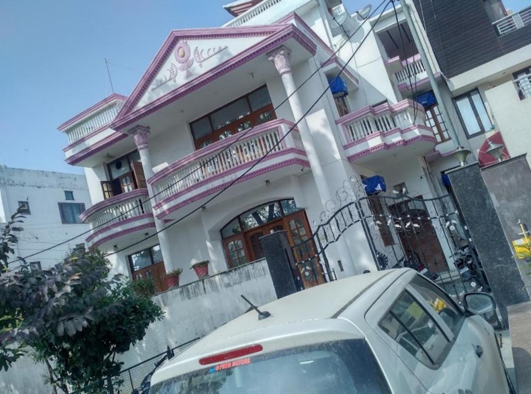 Shree Sai Pg *