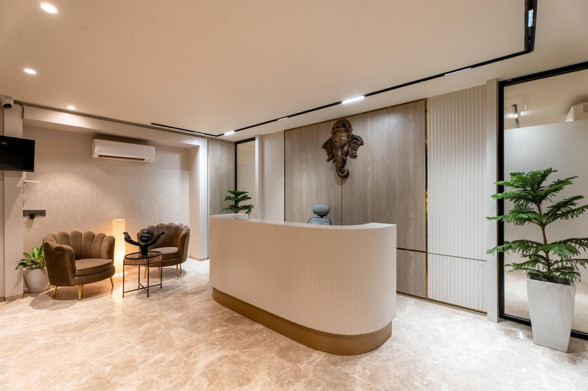 The Lodgers Luxury Near Golf Course Road Gurgaon