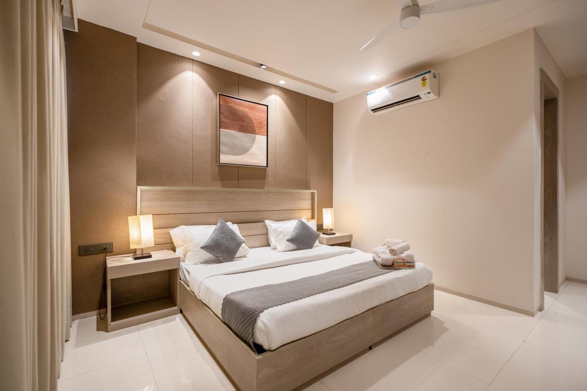 The Lodgers Luxury Near Golf Course Road 4* Gurgaon