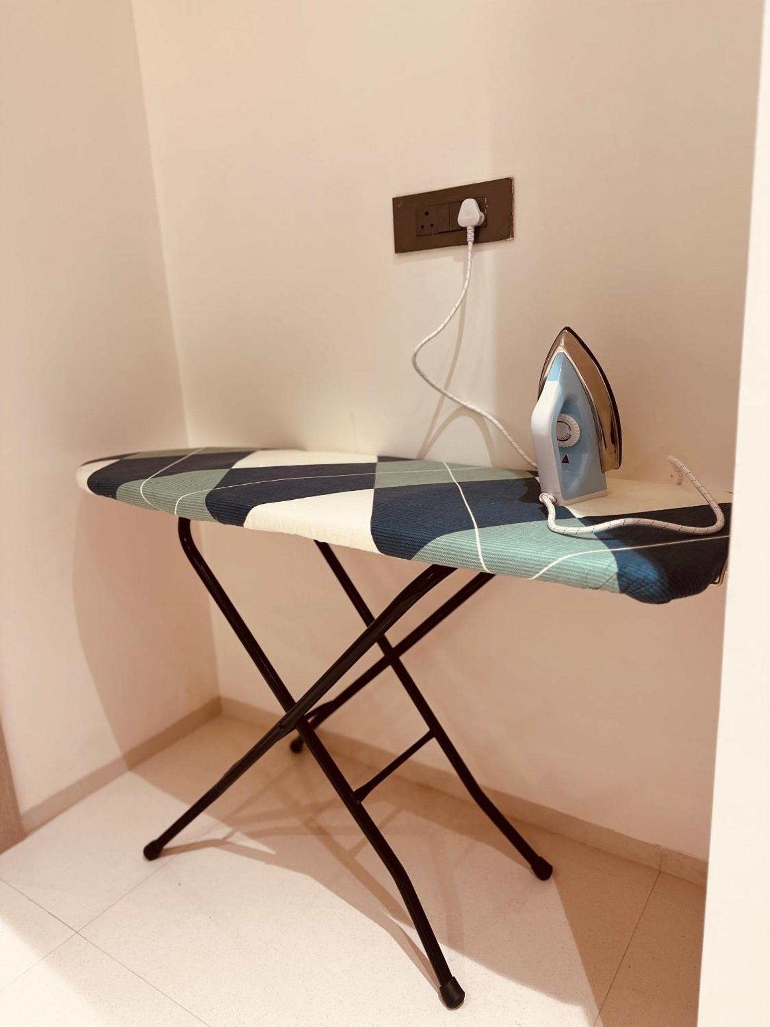 The Lodgers Luxury Near Golf Course Road Hotel Gurgaon