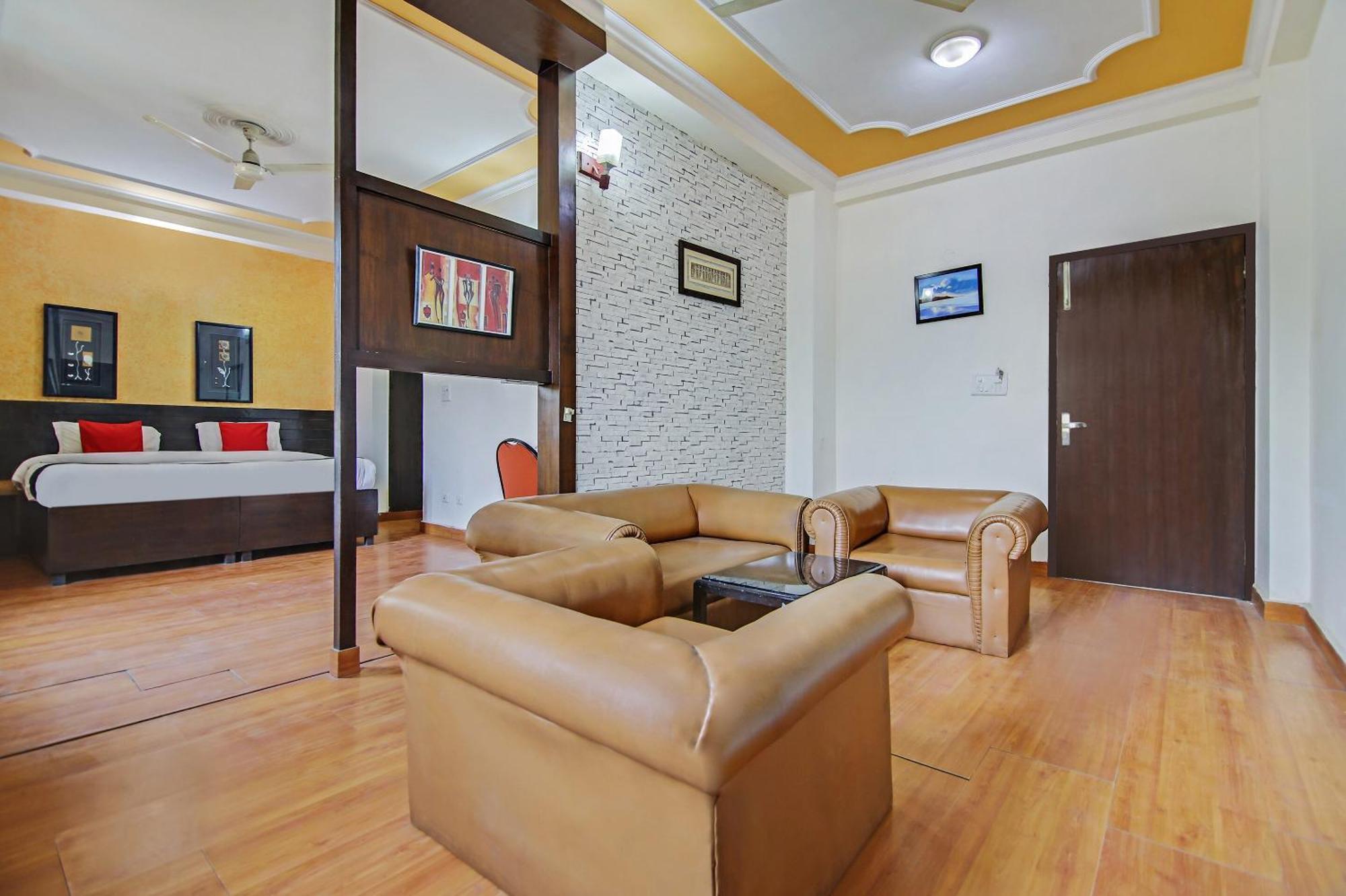 Capital O Tipsyy Near Aravali Biodiversity Park Hotel