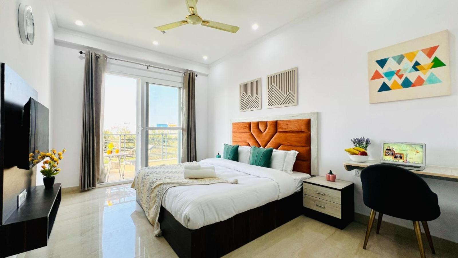 Hotel Zen - Golf Course Road 4*