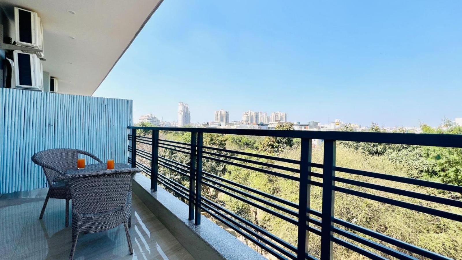 Hotel Zen - Golf Course Road Gurgaon