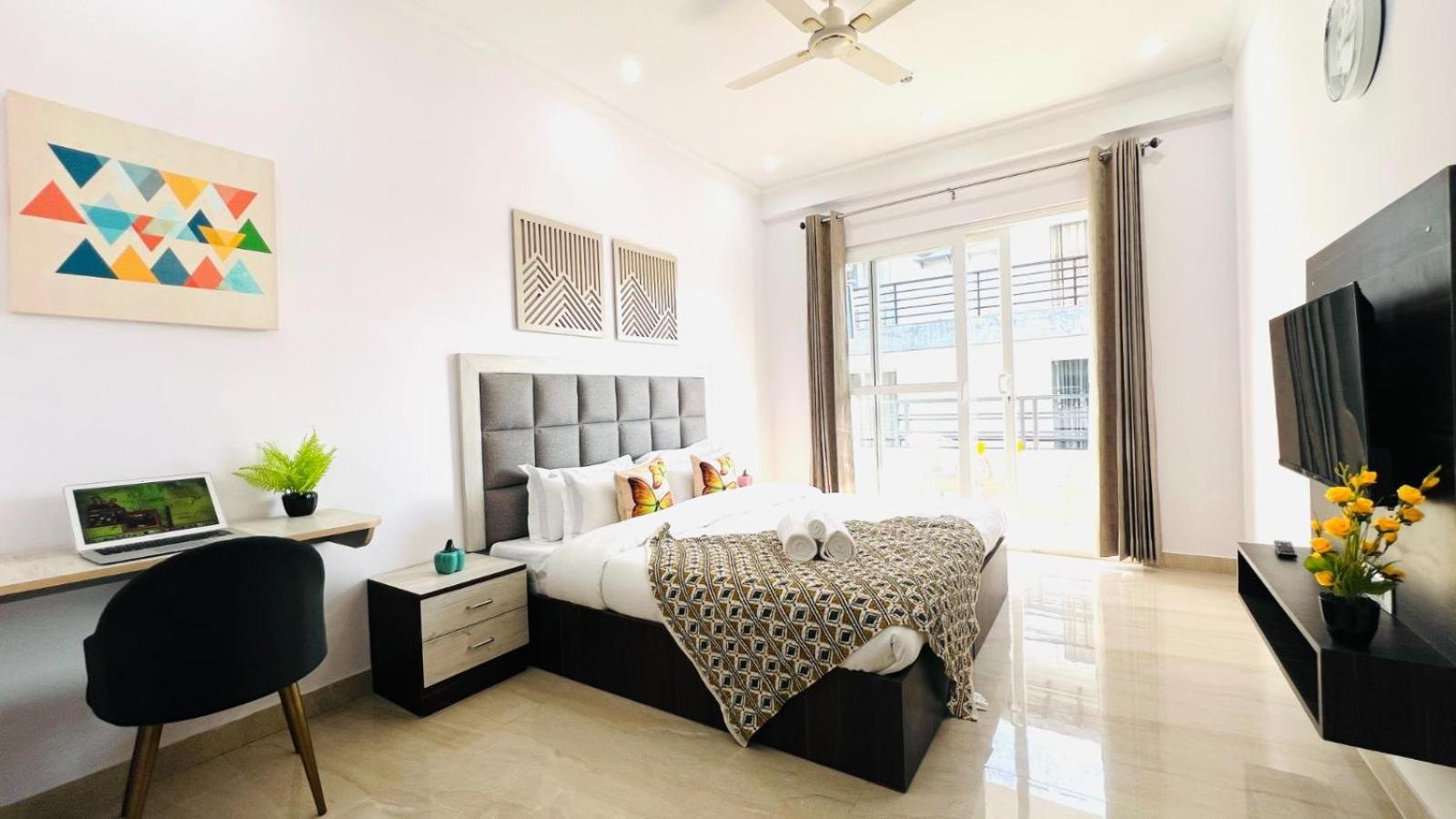 Zen - Golf Course Road 4*