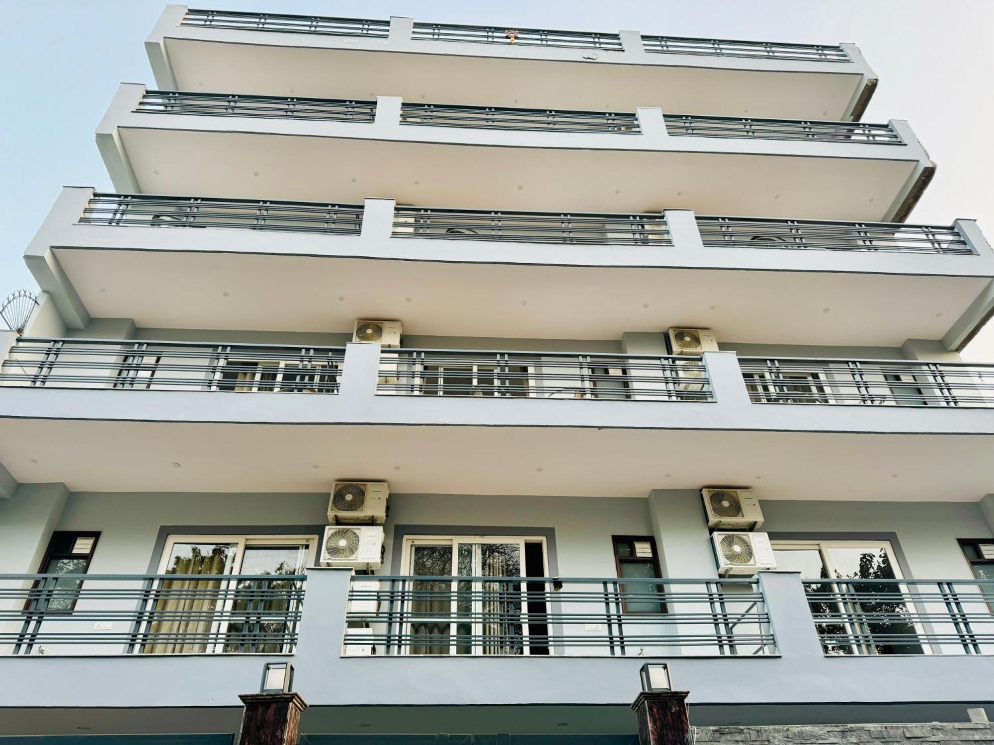 Zen - Golf Course Road Hotel Gurgaon