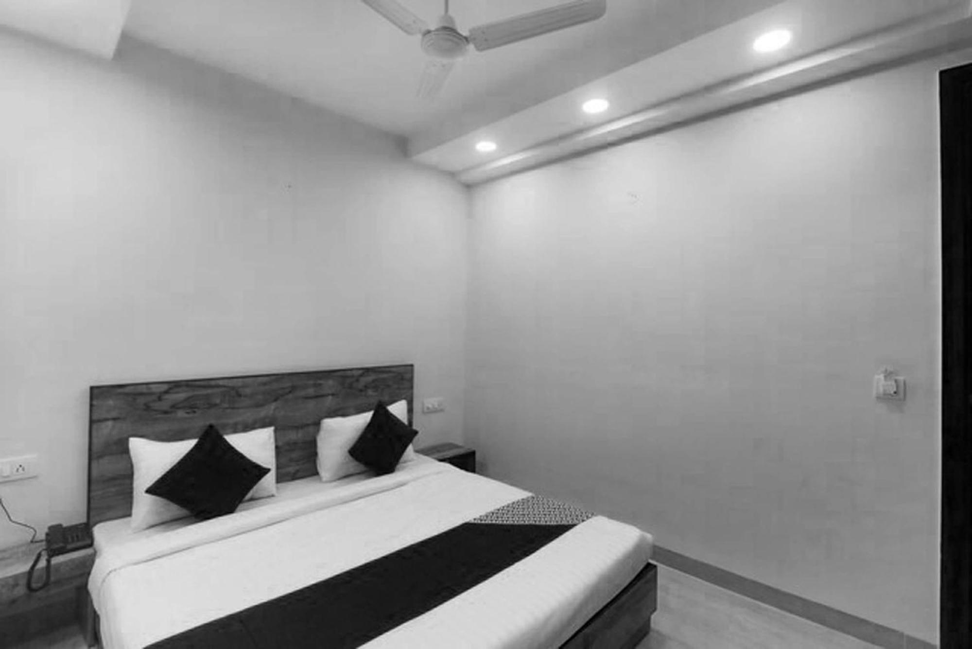 Hotel Super O Comfort Residency Near Artemis Hospital Gurgaon