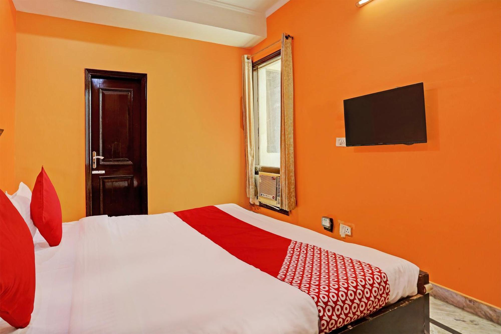 Hotel O Naveen