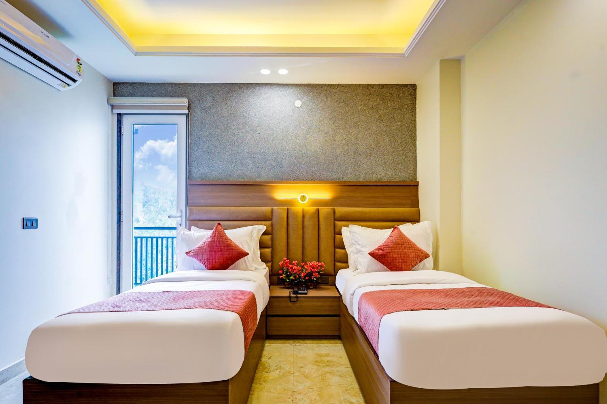 Limewood Near 32nd Avenue 3* Gurgaon
